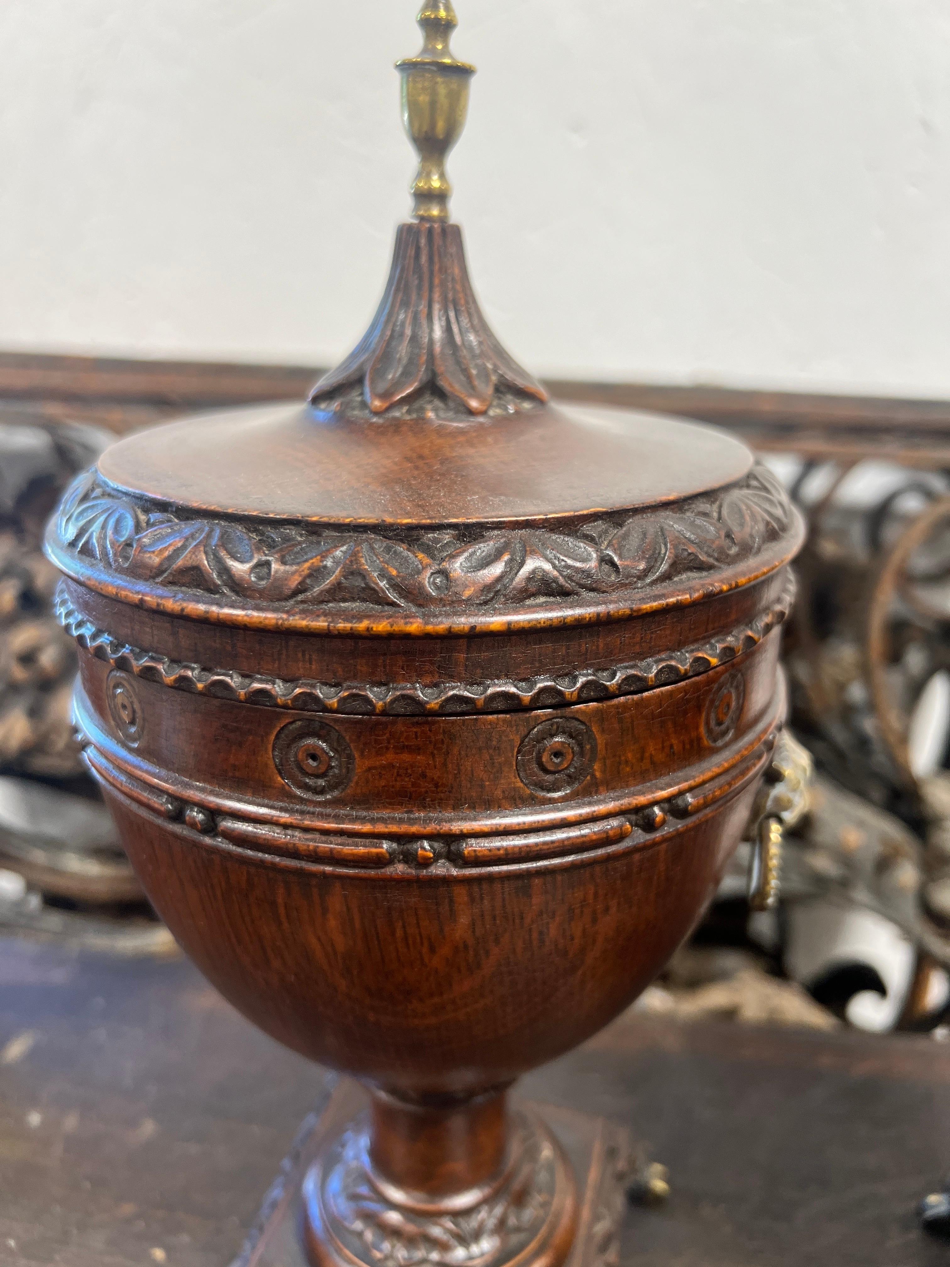 Pair, 19th Century Regency Brass Lion Mounted Lidded Oak Urns For Sale 3