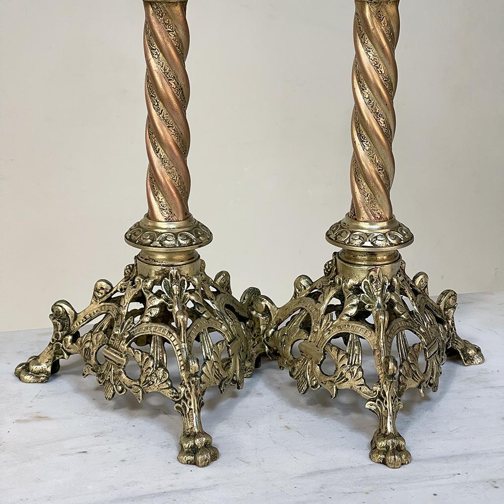Paire de chandeliers en bronze de style Renaissance du 19e siècle en vente 3