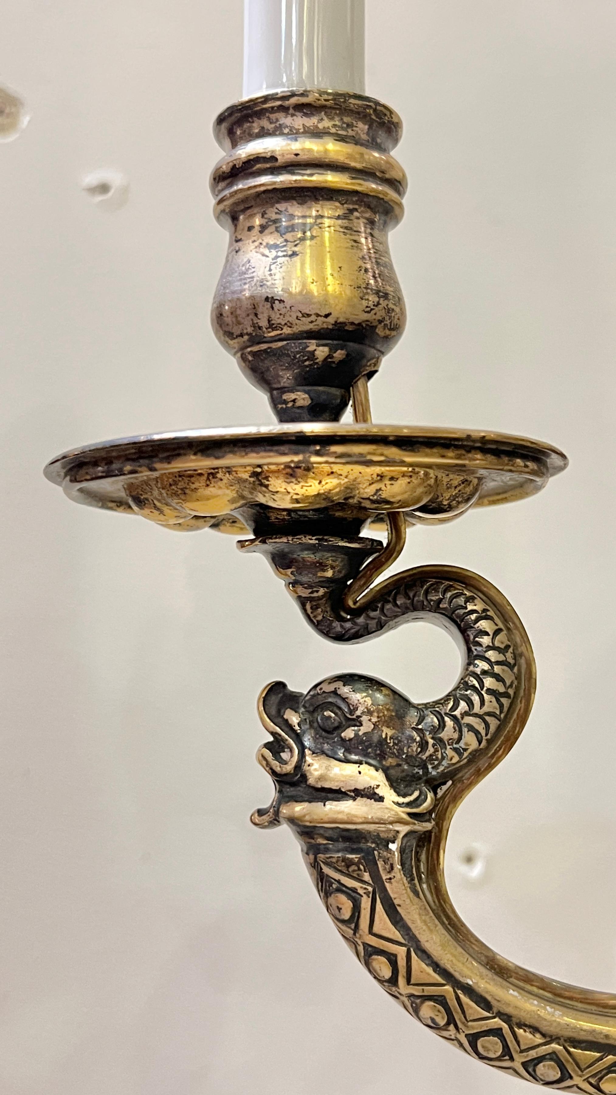 Paire d'appliques à 4 lumières en bronze argenté de style néo-Renaissance du 19ème siècle en vente 2
