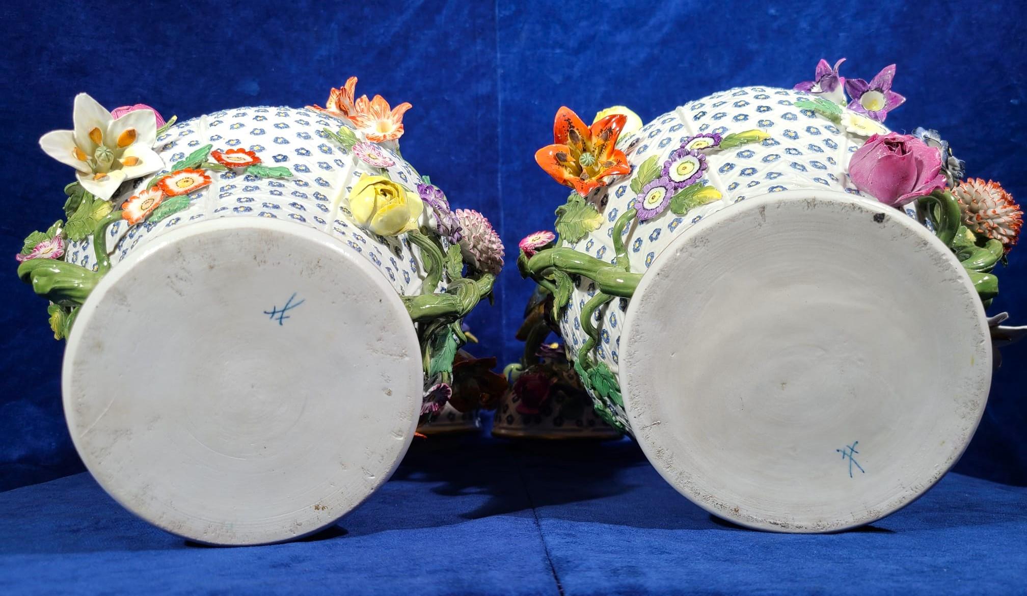 Pair 19th Century Rococo Style Meissen Porcelain Parrot and Flower Lidded Vases For Sale 3