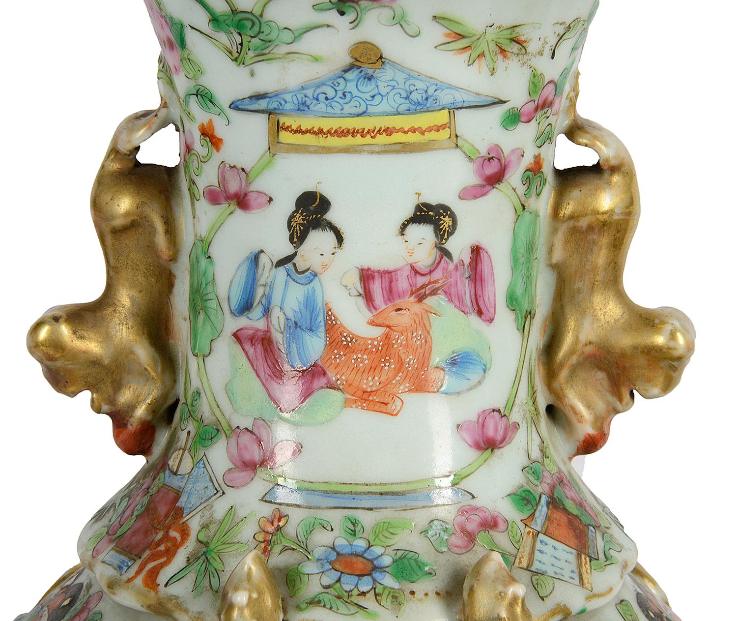 Ein Paar Ormolu-Vasen/Lampen mit Rosenmedaillon aus dem 19. im Angebot 5