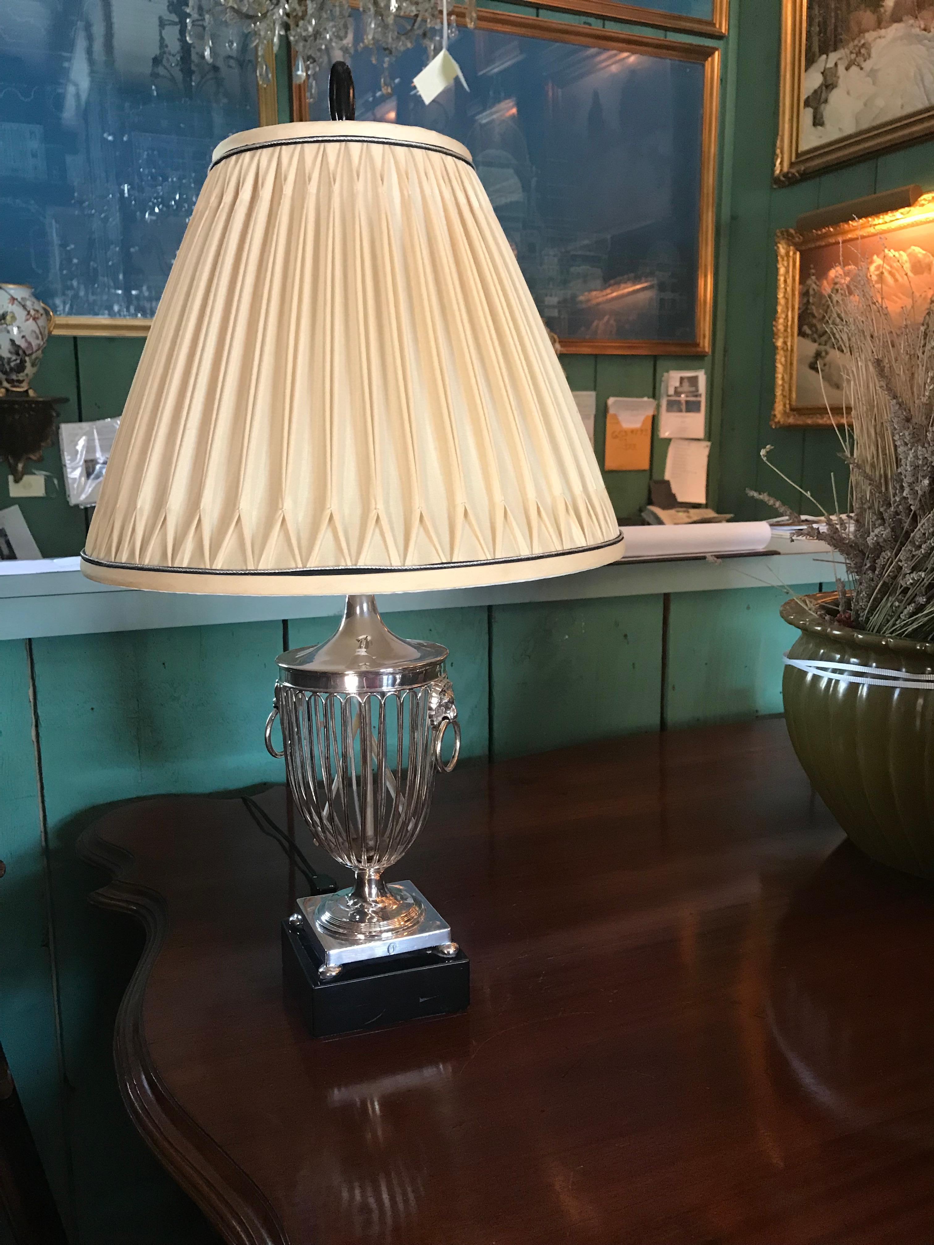 Pair 19th Century Silver Plated Basket Urns Made into Table Lamps light antiques For Sale 1