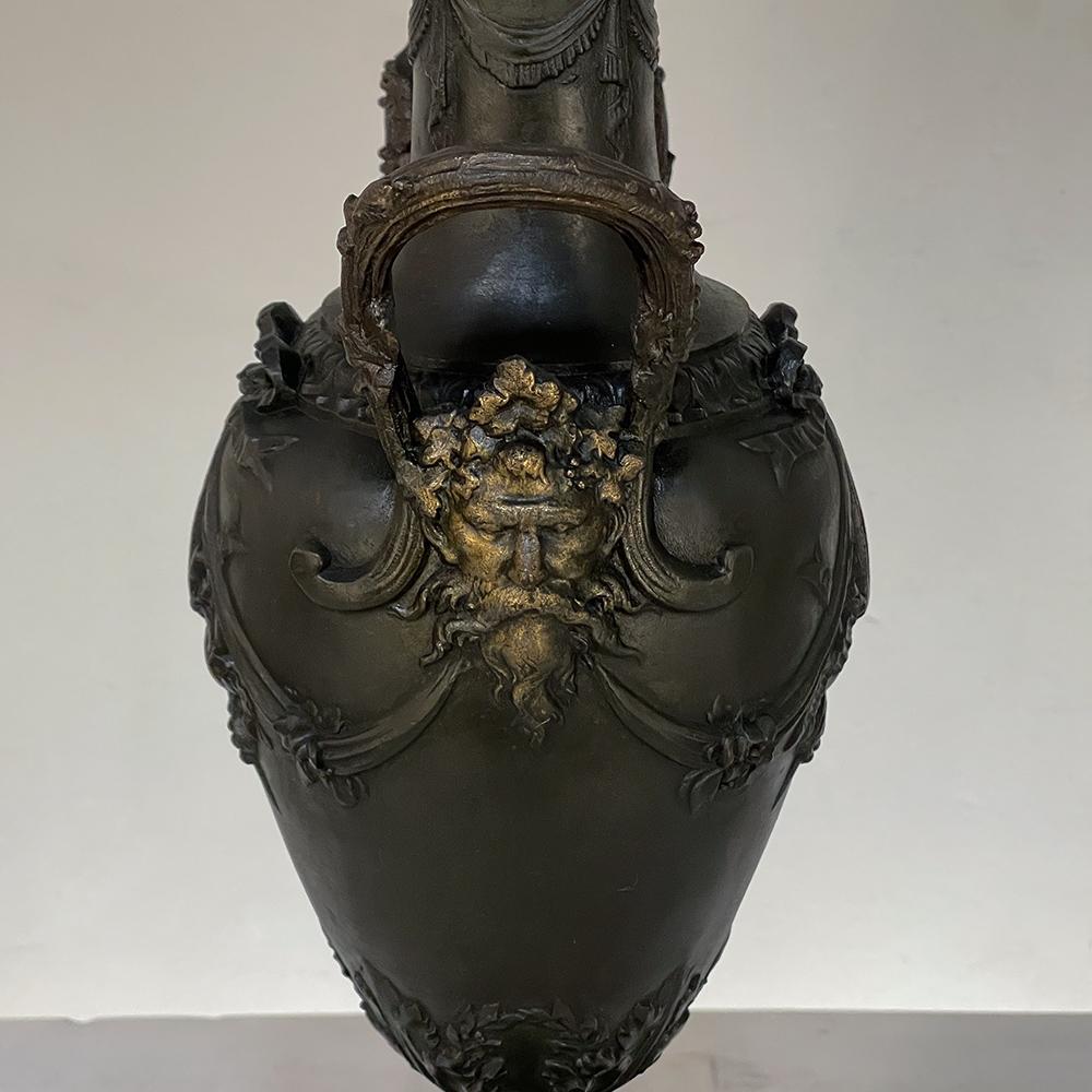 Paar Kaminsims-Urnen aus Zinn und Marmor aus dem 19. Jahrhundert ~ Cassolettes im Angebot 4
