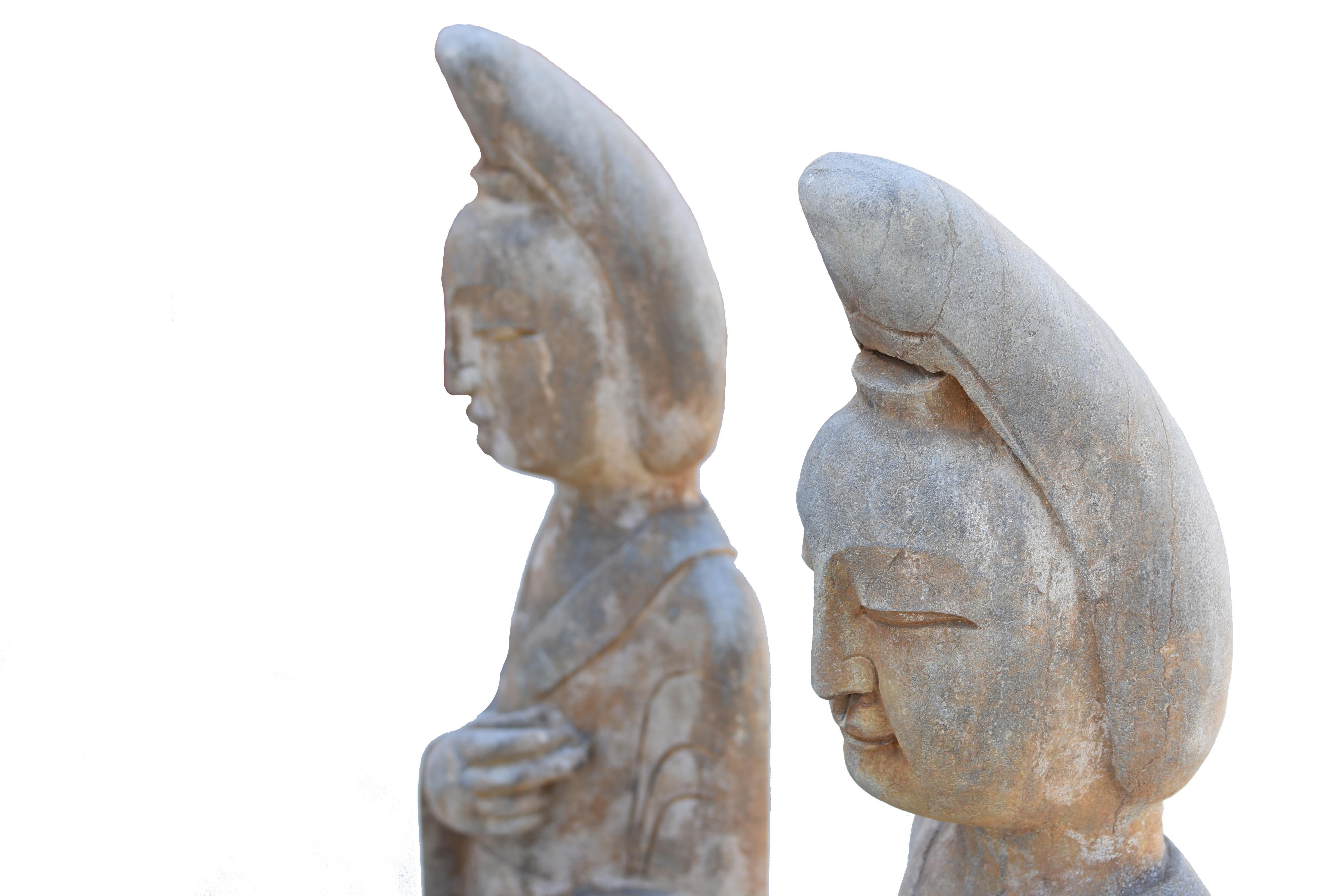 Pair of Vintage Stone Court Lady Statues In Good Condition For Sale In Somis, CA
