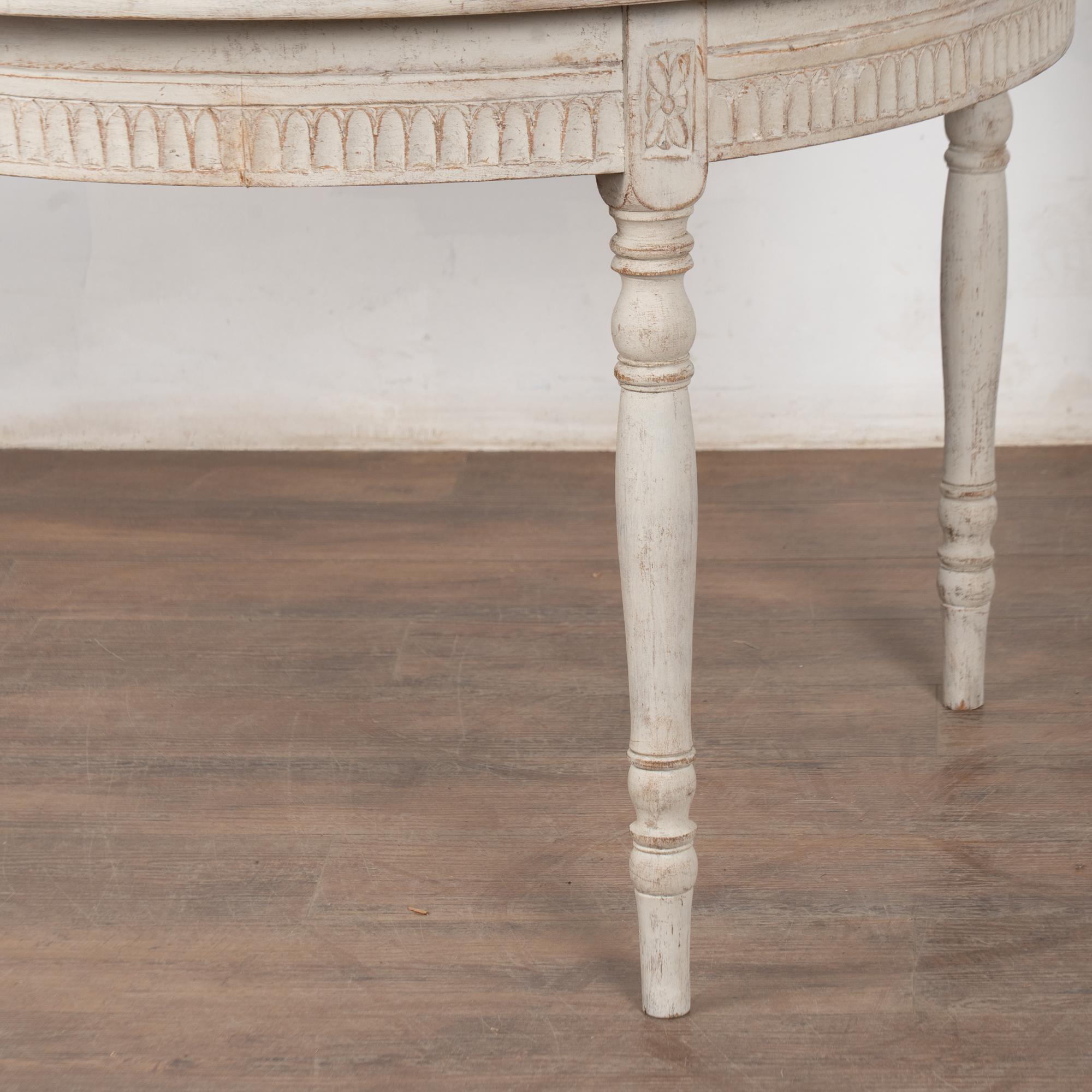 Bois Paire de consoles d'appoint Demi Lune suédoises gustaviennes du XIXe siècle en vente