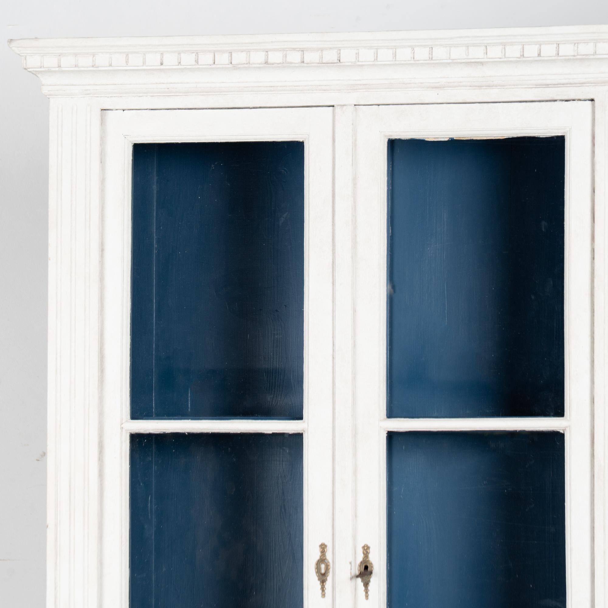 Pair, 19th Century Tall White Painted Pine Bookcases Display Cabinets For Sale 1