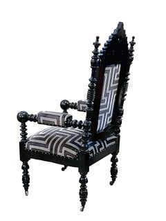 Coppia di poltrone gotiche vittoriane del XIX secolo, intagliate eburnee e tornite