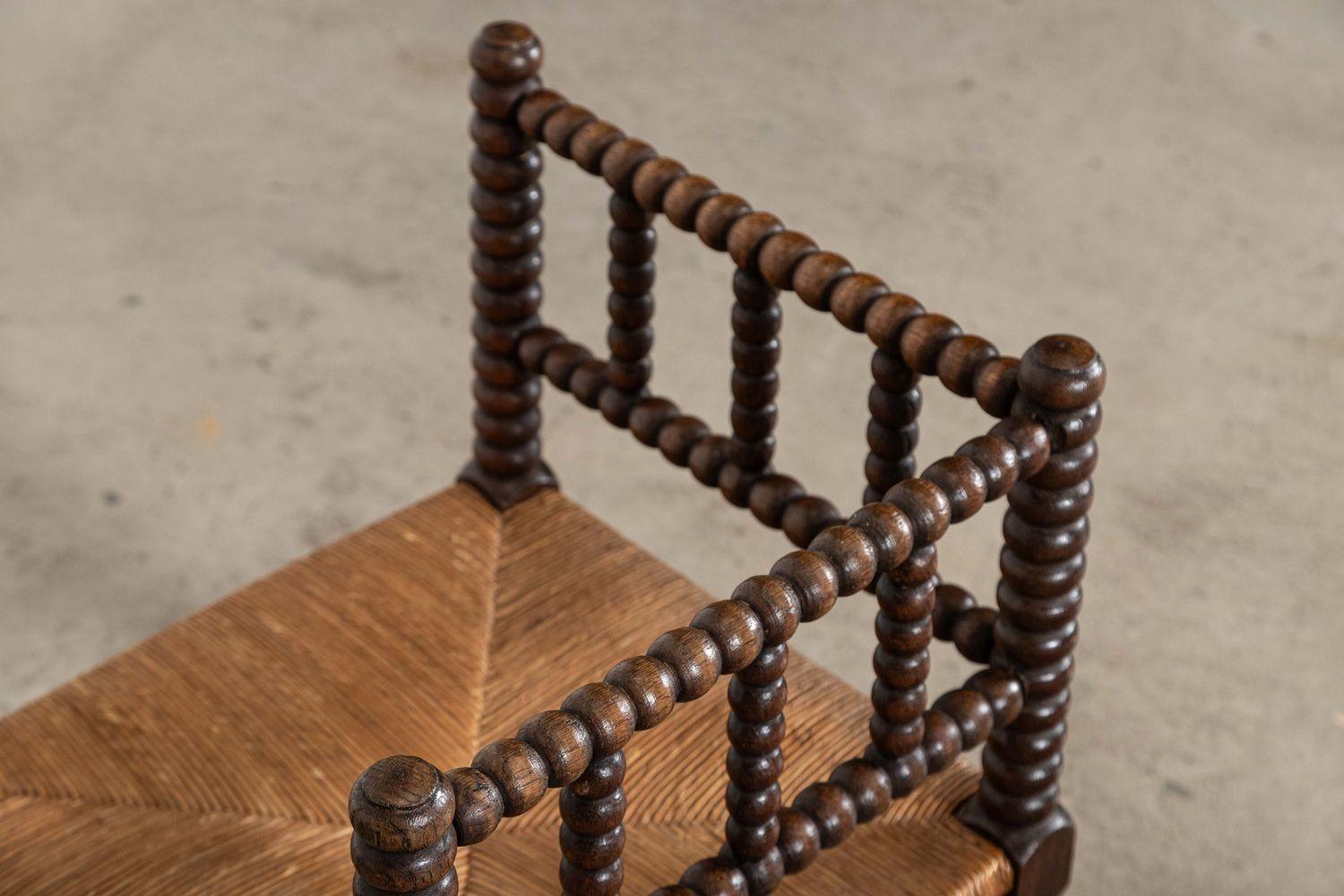 Paire de chaises d'angle en chêne anglais du XIXe siècle en vente 8