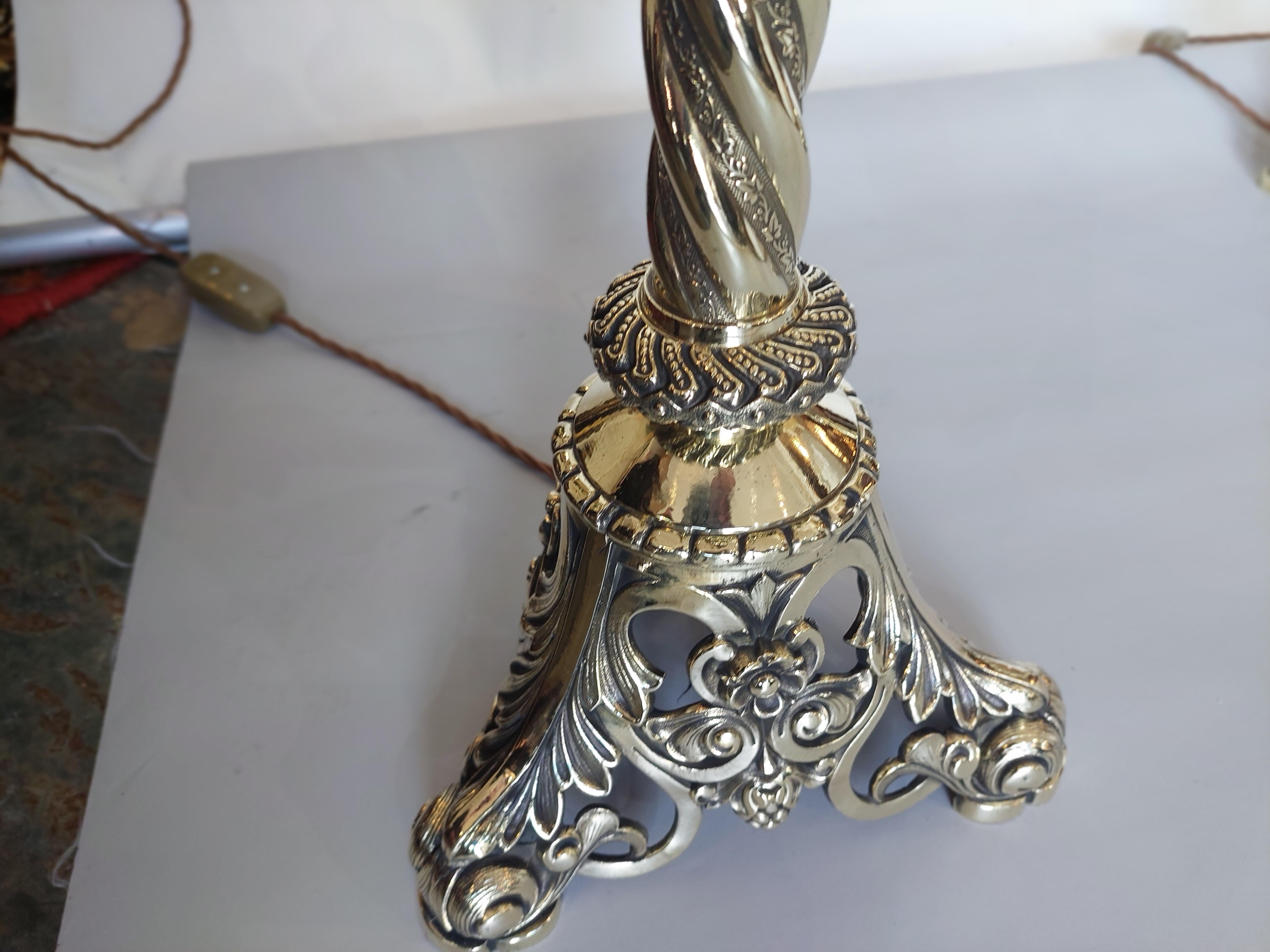 Paire 19ème siècle. Lampes gothiques à bâtons rompus en laiton Bon état - En vente à Altrincham, GB