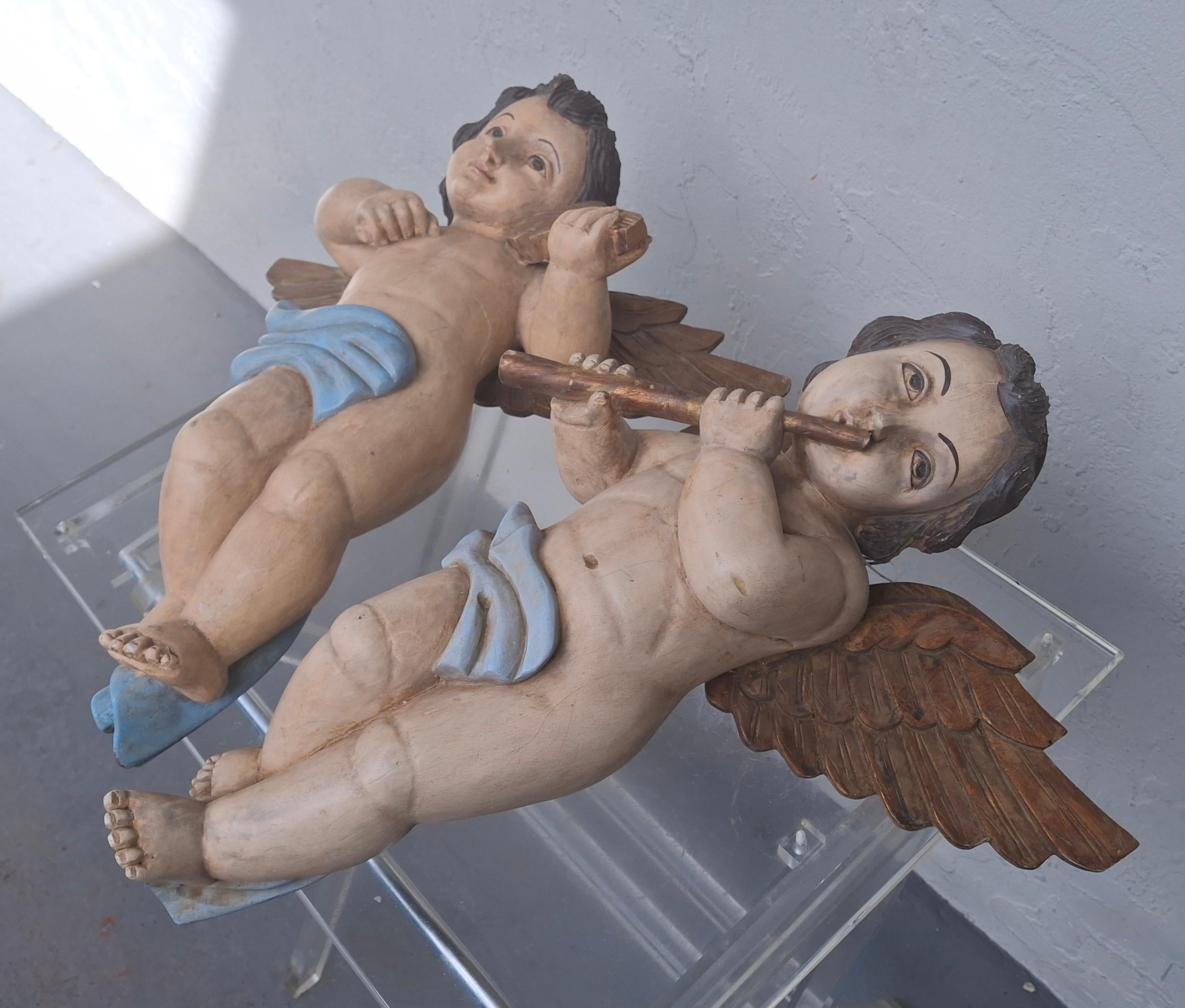 Coppia di sculture musicali a forma di cherubino in legno policromo del XIX secolo italiano in vendita 4