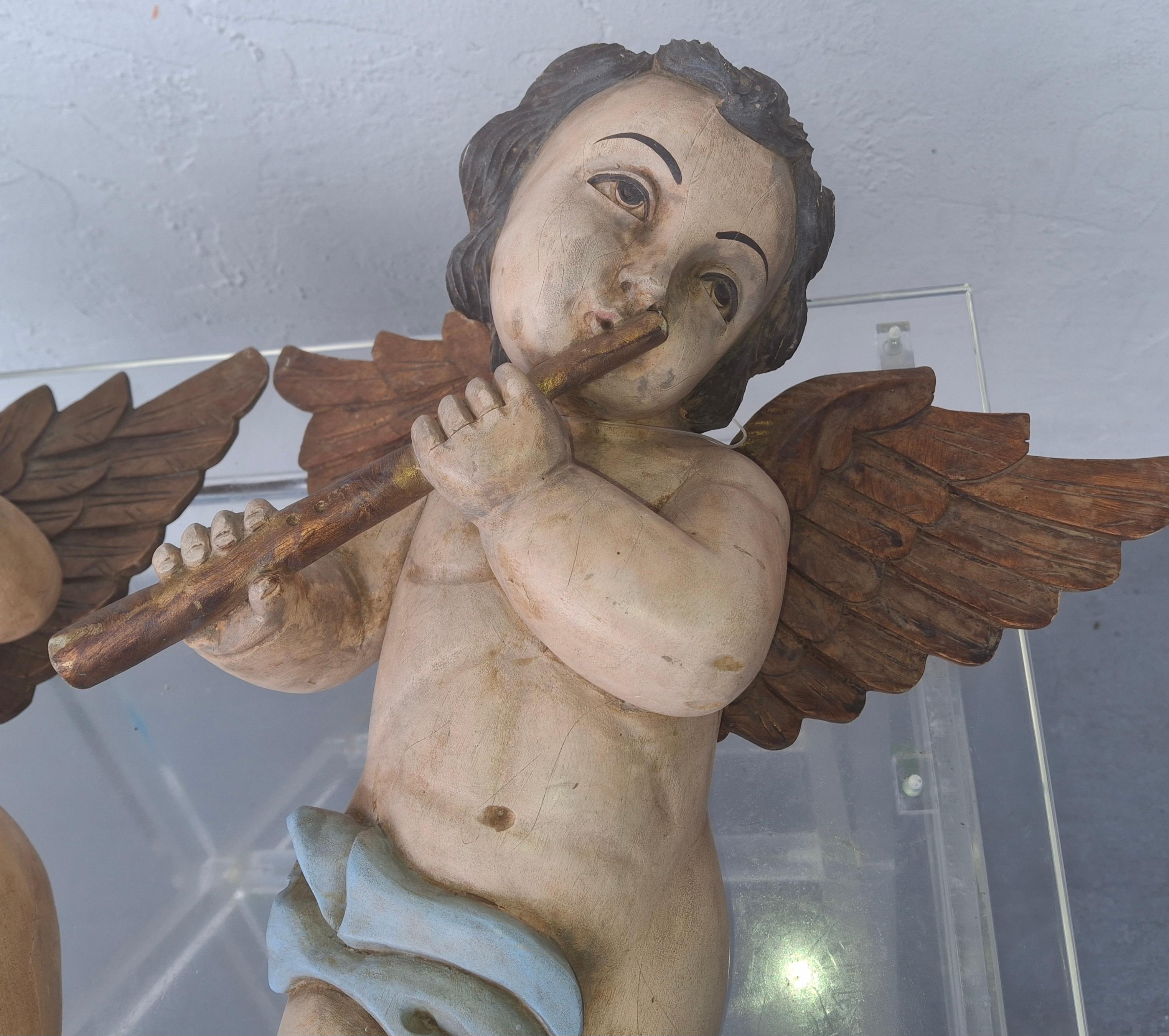 Coppia di sculture musicali a forma di cherubino in legno policromo del XIX secolo italiano in vendita 11