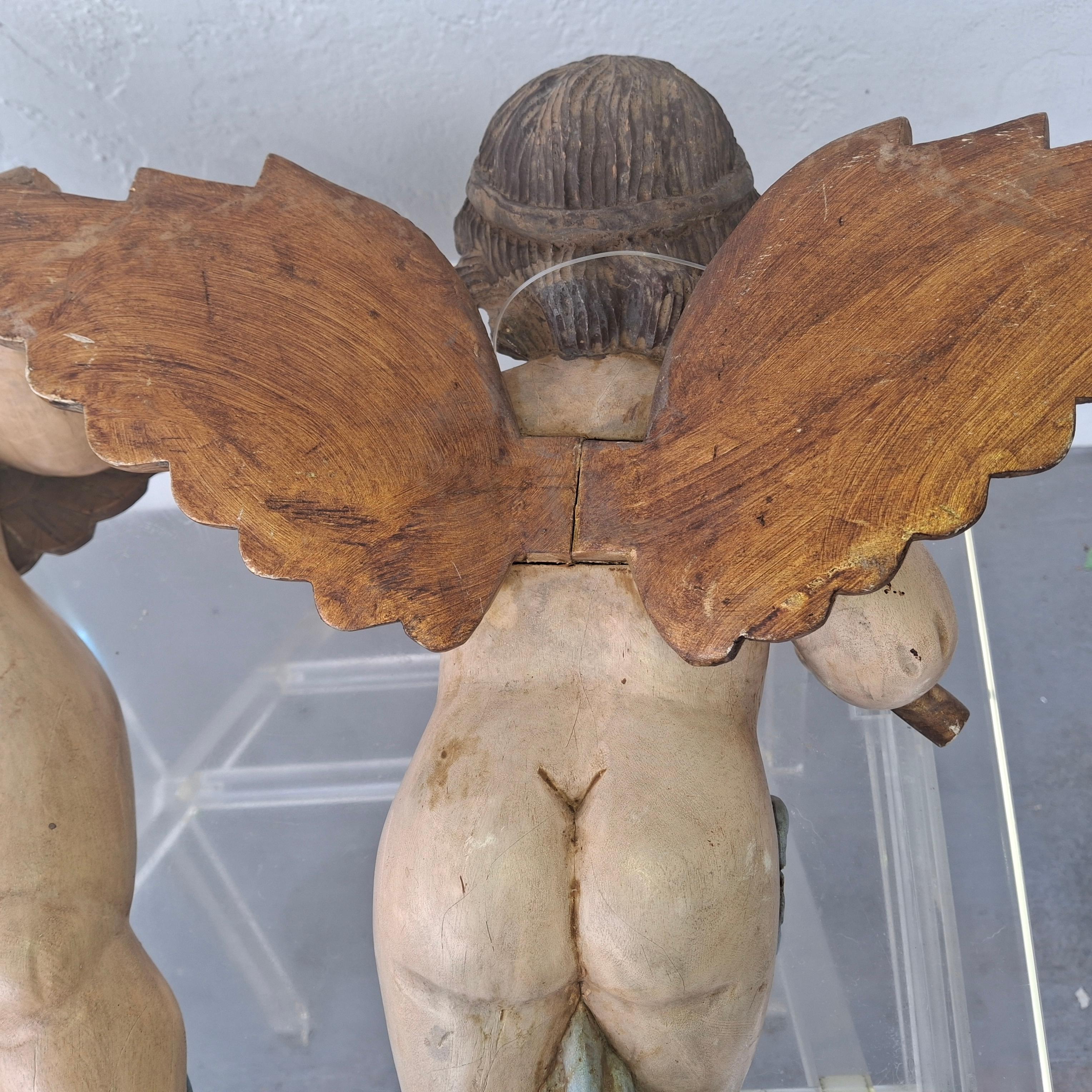 Fine XIX secolo Coppia di sculture musicali a forma di cherubino in legno policromo del XIX secolo italiano in vendita