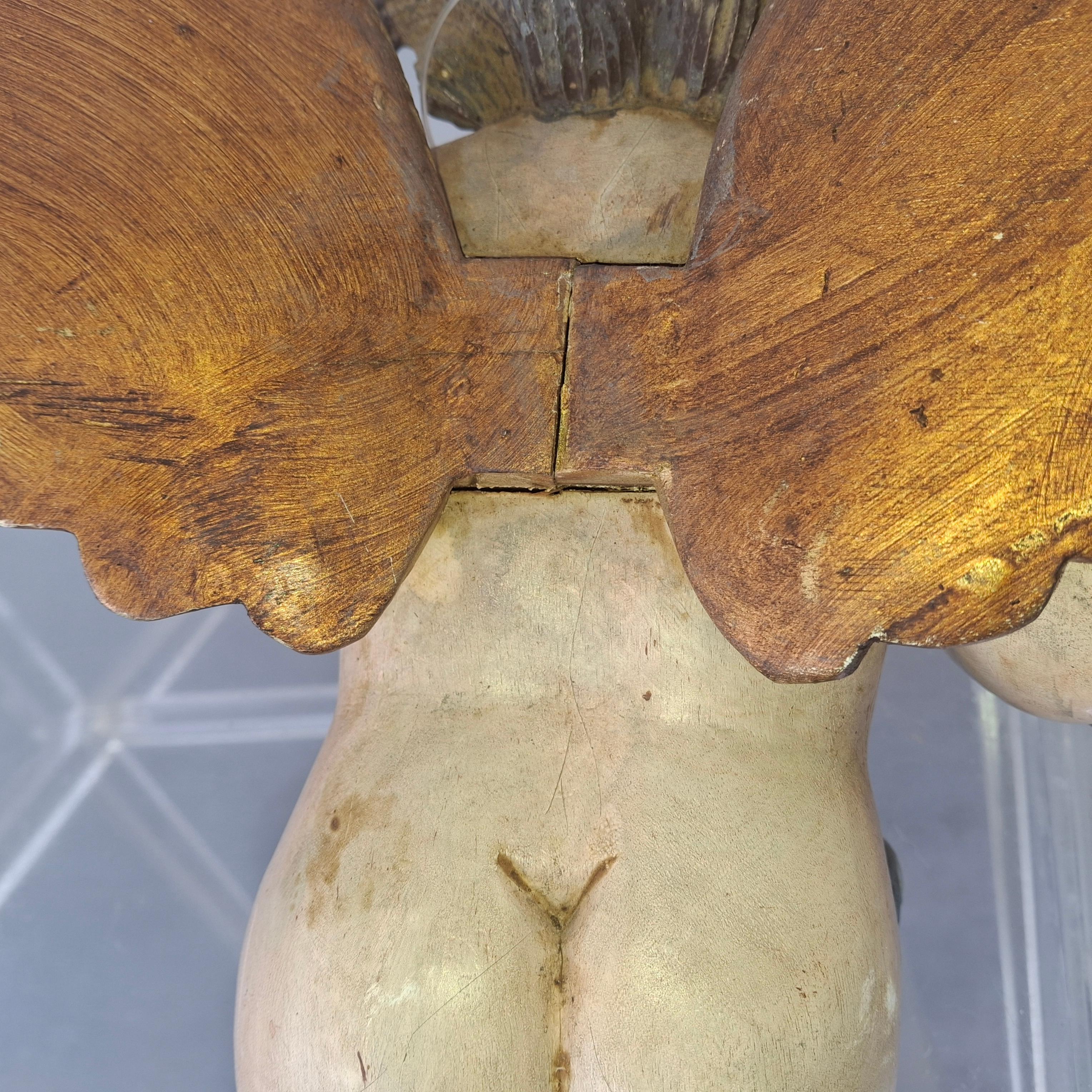 Legno Coppia di sculture musicali a forma di cherubino in legno policromo del XIX secolo italiano in vendita