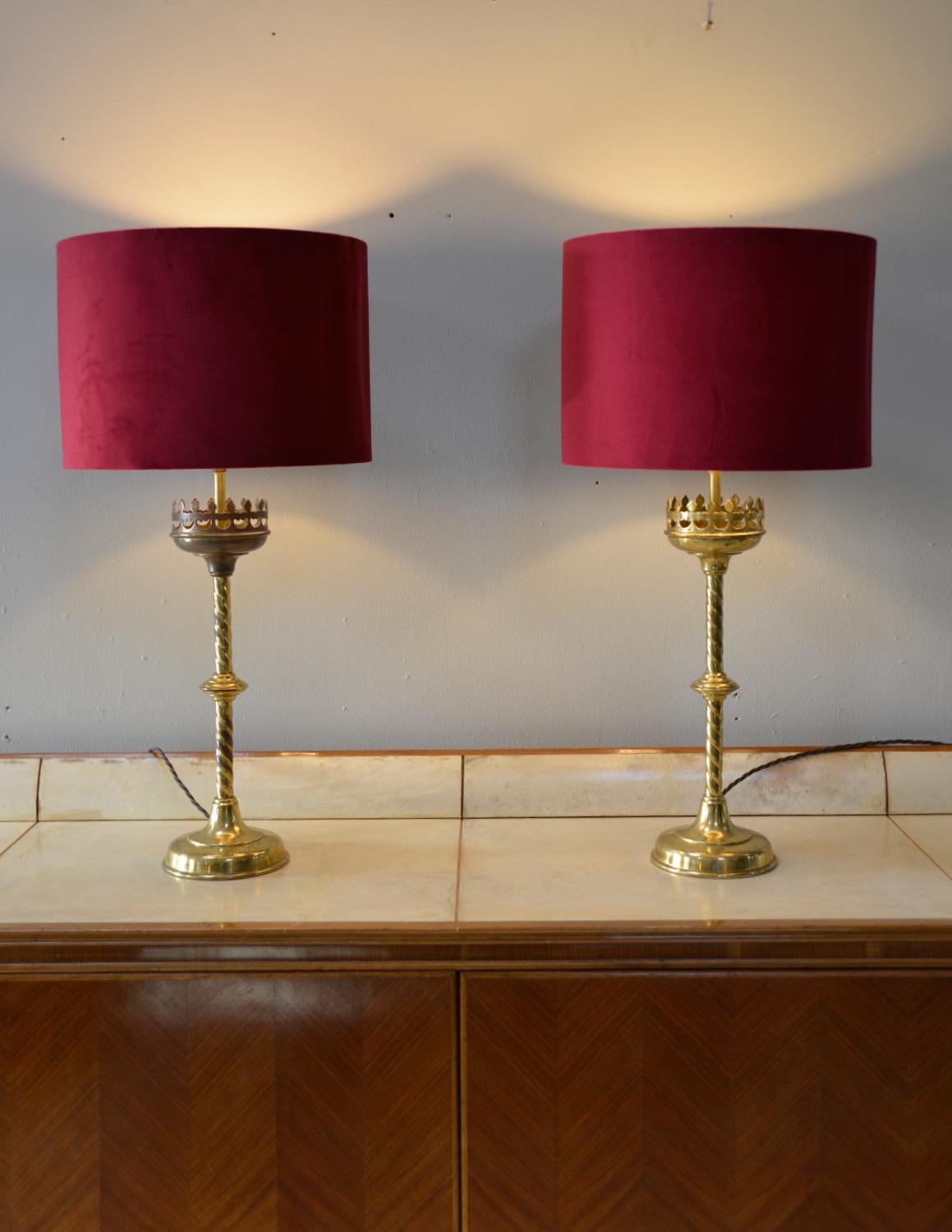 Pair 19thC Victorian Brass Gothic Church Ecclesiastical Candlestick Table Lamps In Good Condition For Sale In Sherborne, Dorset