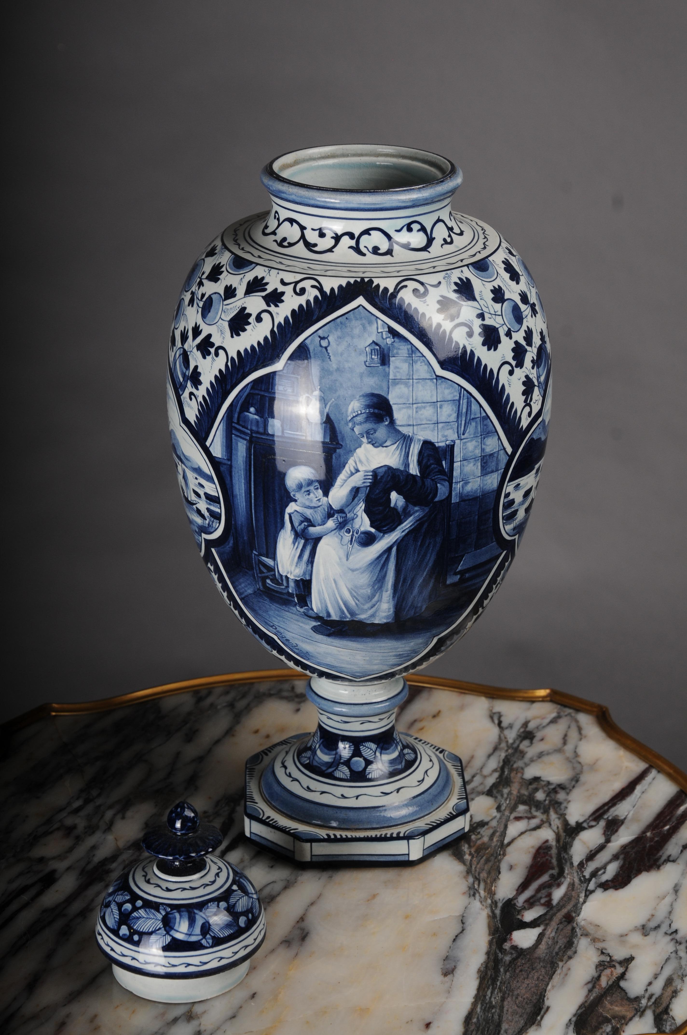 Paire (2) de vases à couvercle Delft, 20e siècle en vente 3