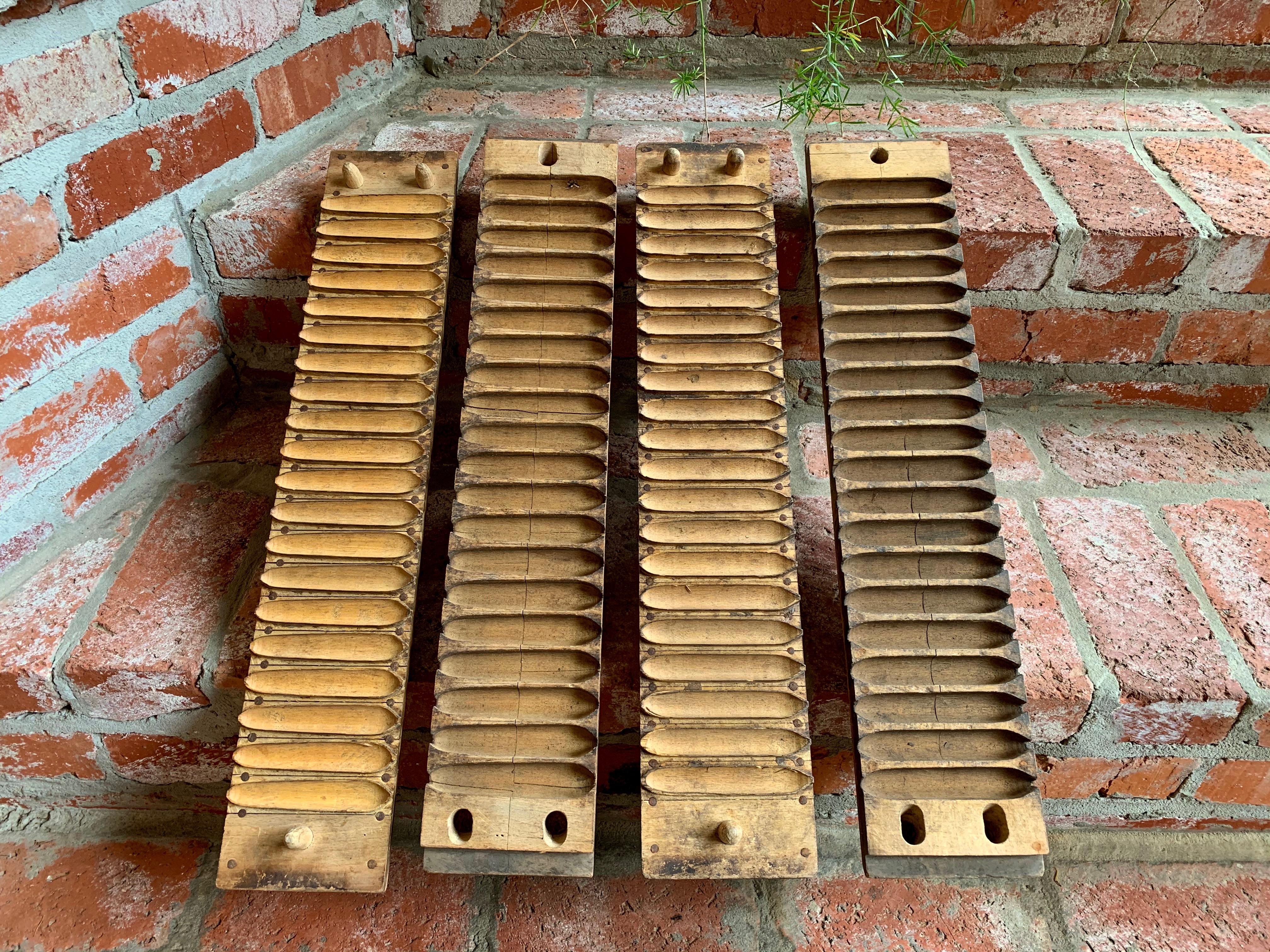 Paar antike deutsche Holz Zigarrenform Presse Tobacciana Hart Hertel Schwetzingen (Mitte des 20. Jahrhunderts)