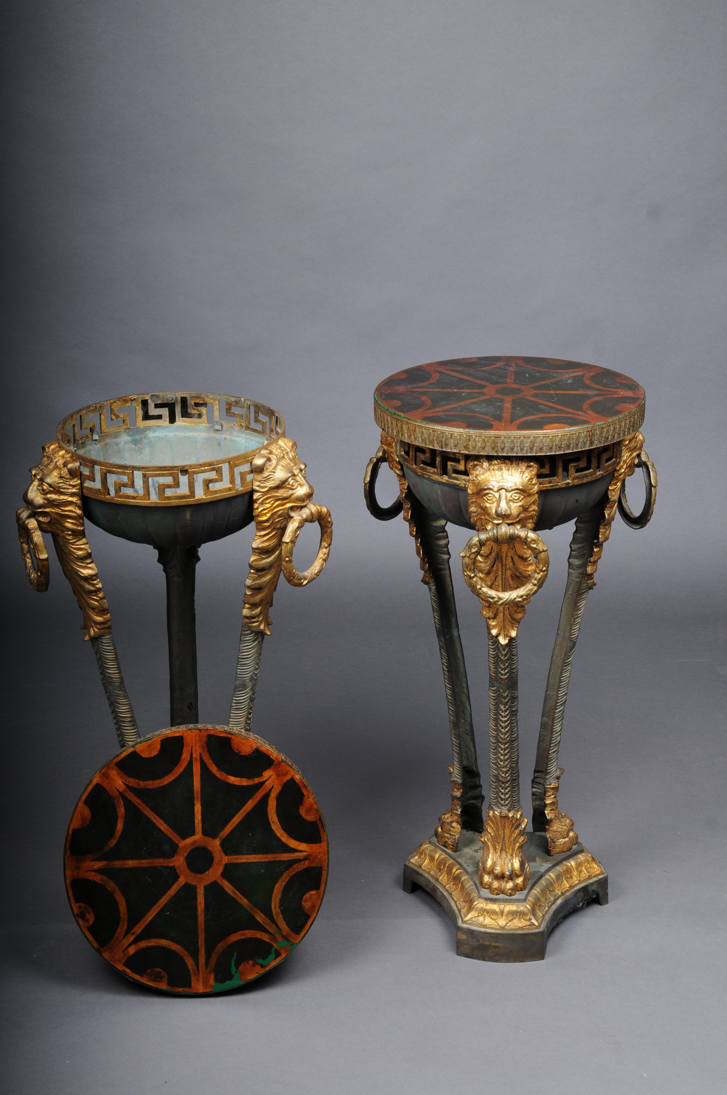 Pair (2) antique gueridons/floral columns in Athens, France, 19th century In Good Condition For Sale In Berlin, DE