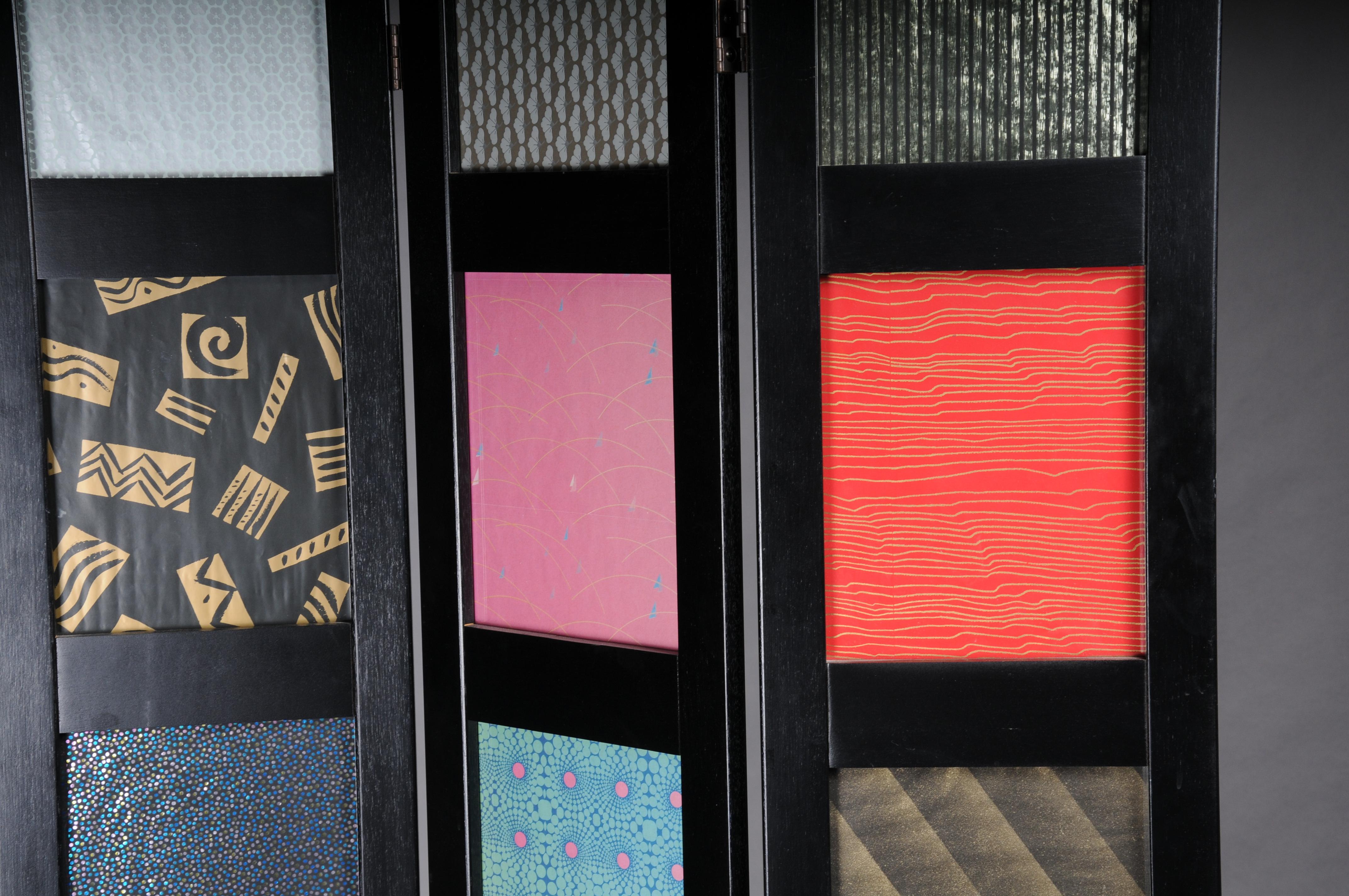 Pair (2) Exceptional multi-colored ebonized room divider/screen. For Sale 9