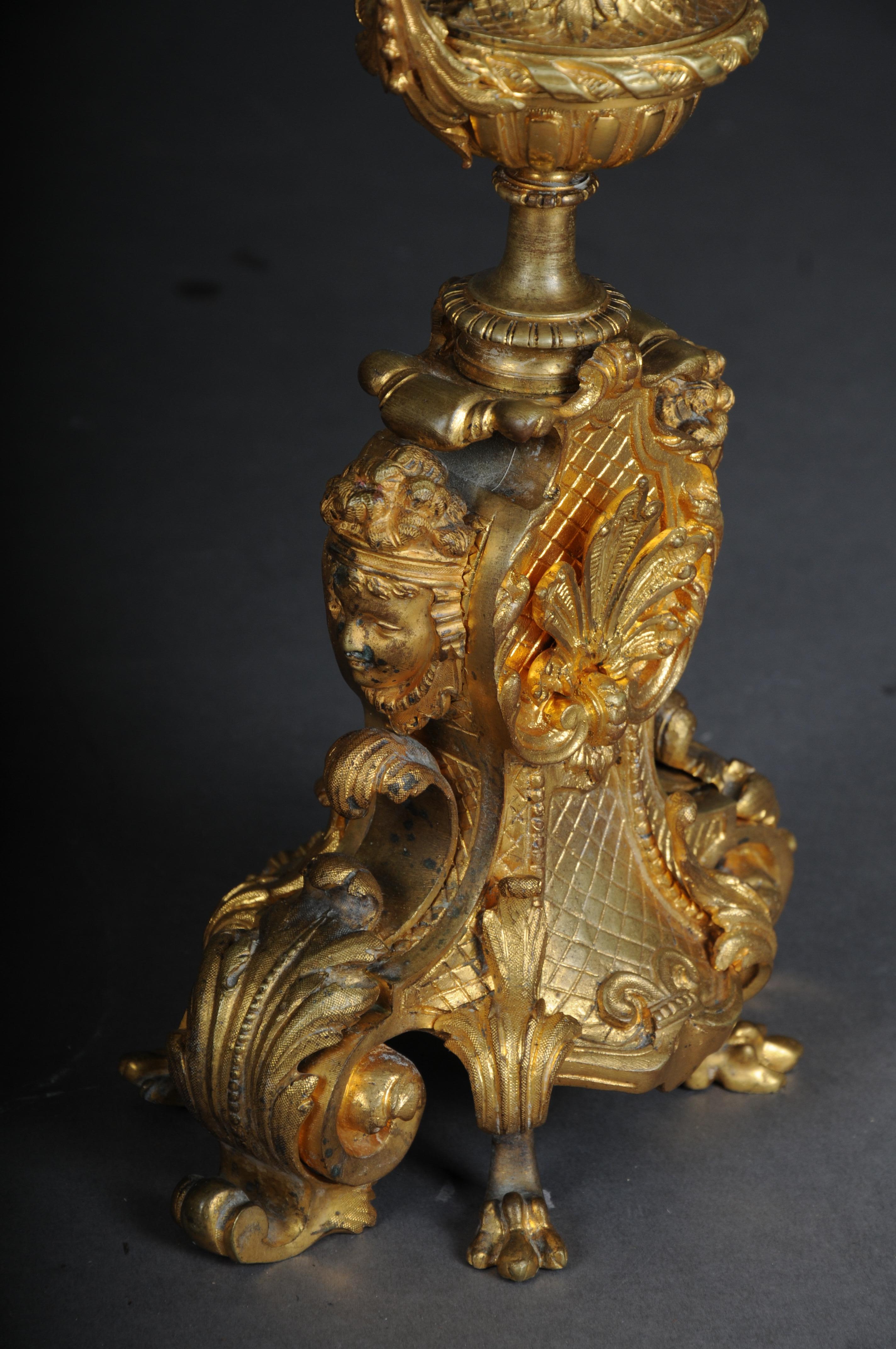 Paar (2) französische Historismus-Kerzenleuchter, vergoldete Bronze um 1880 im Angebot 6