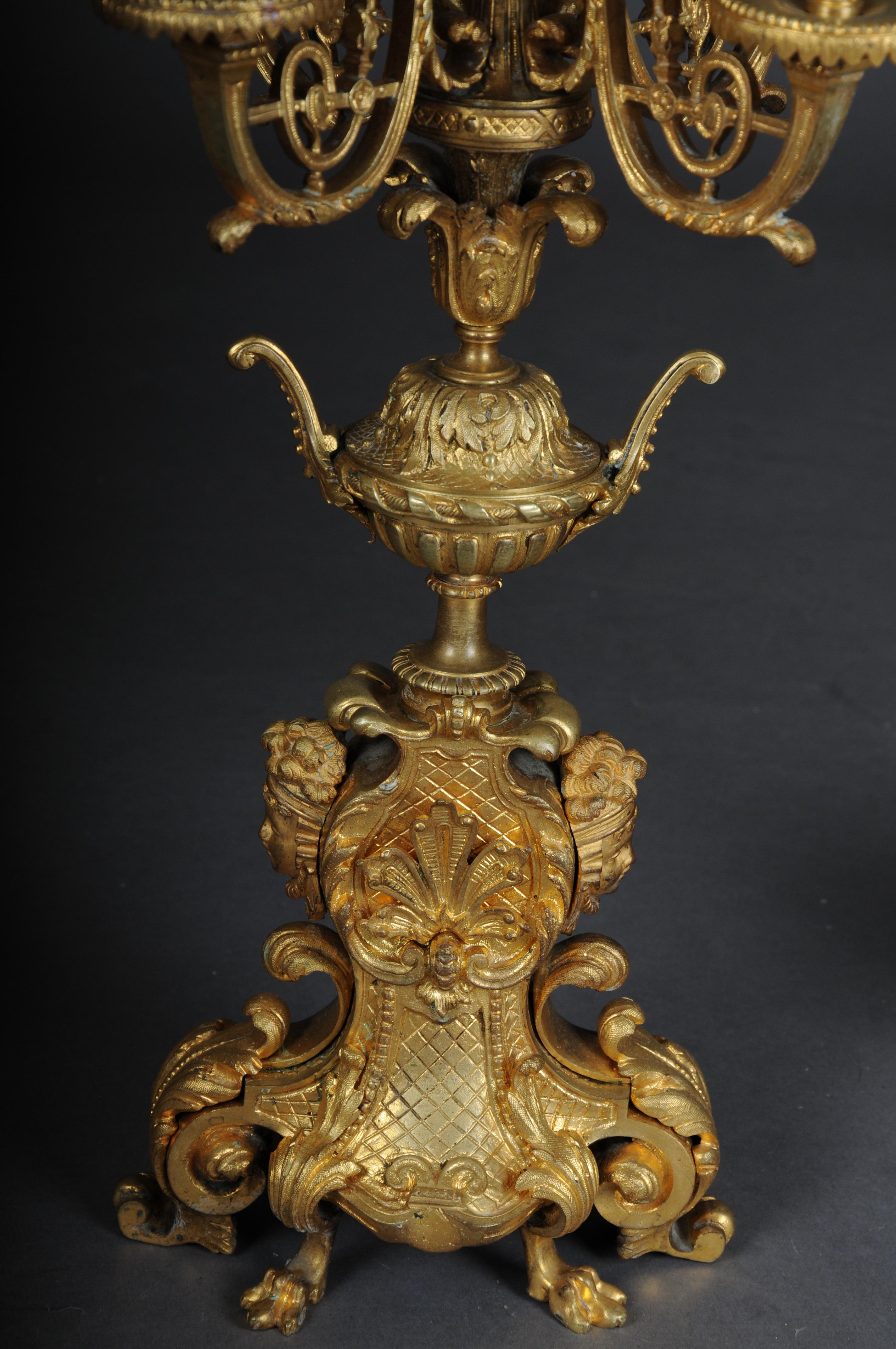Paar (2) französische Historismus-Kerzenleuchter, vergoldete Bronze um 1880 im Angebot 2