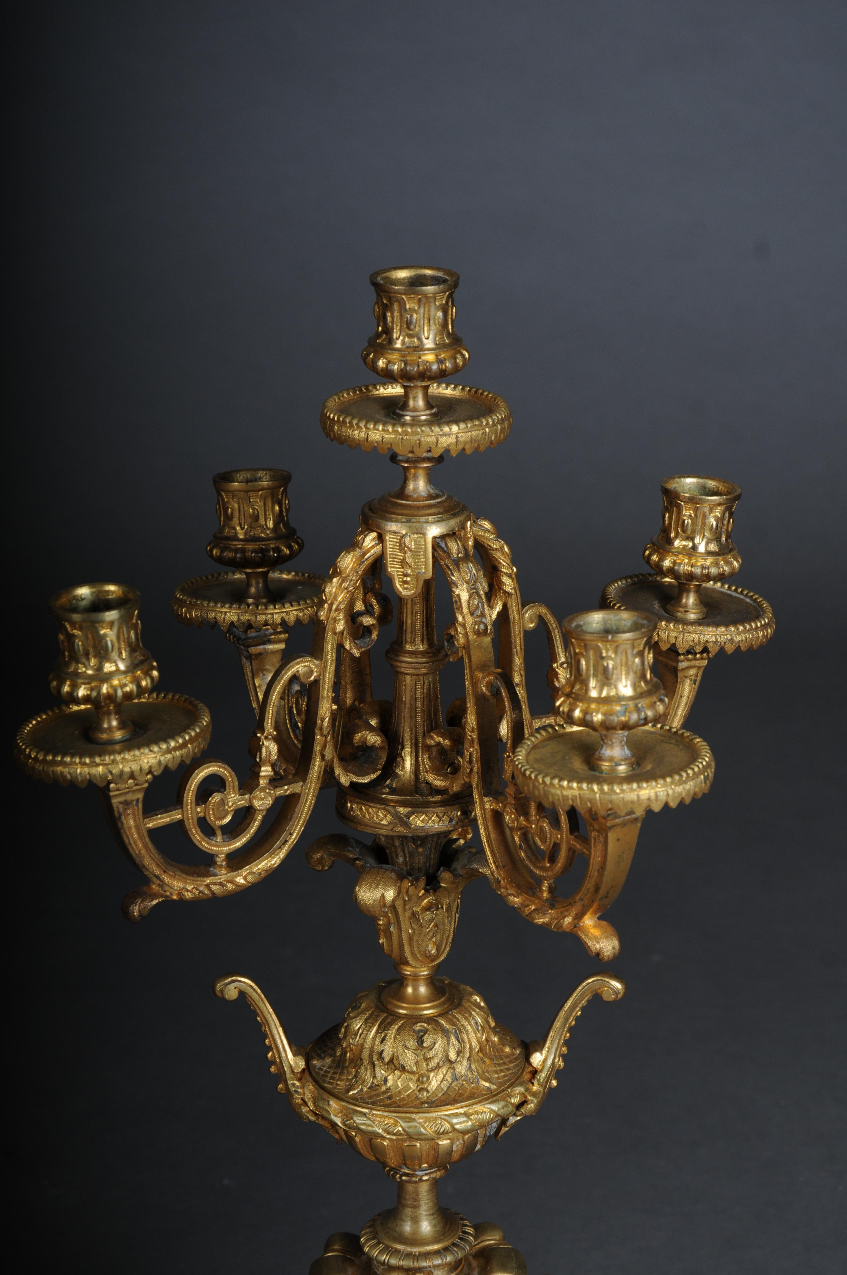 Paar (2) französische Historismus-Kerzenleuchter, vergoldete Bronze um 1880 im Angebot 3