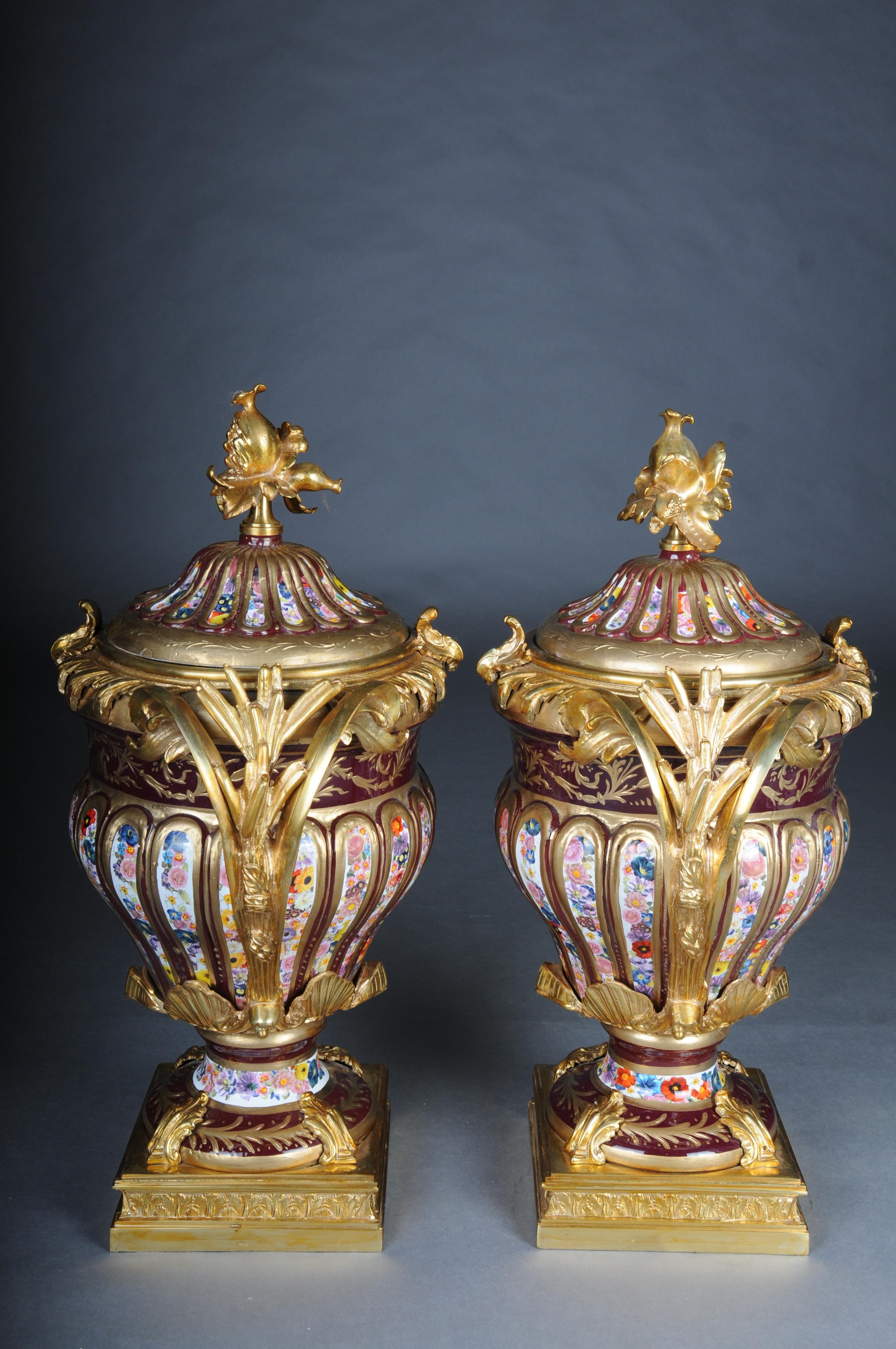 Pair (2) Magnificent and Decorative Gold Lidded Vases For Sale 3