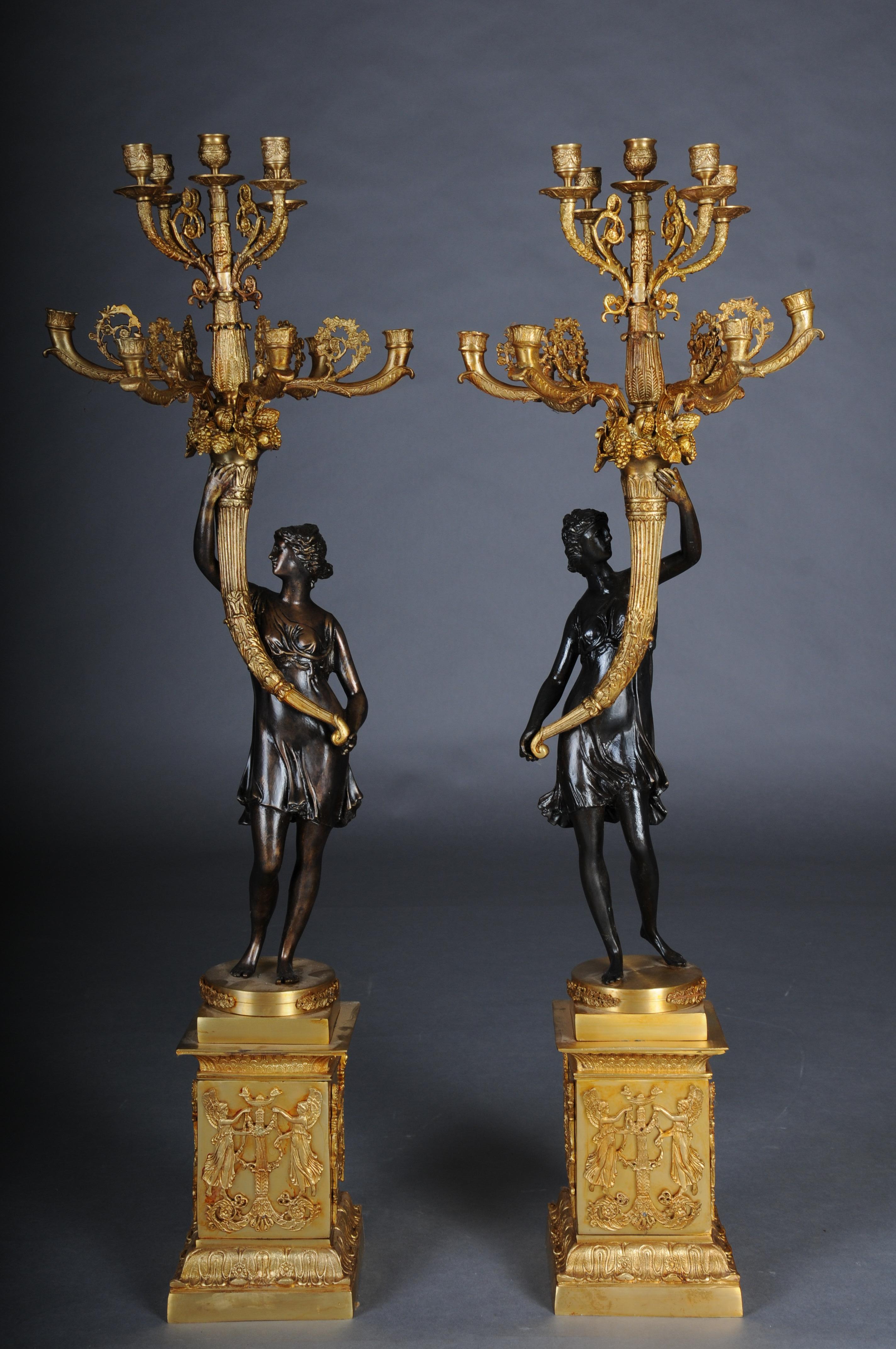 Hand-Carved Pair (2) of magnificent French candelabra made of gilt brass bronze For Sale