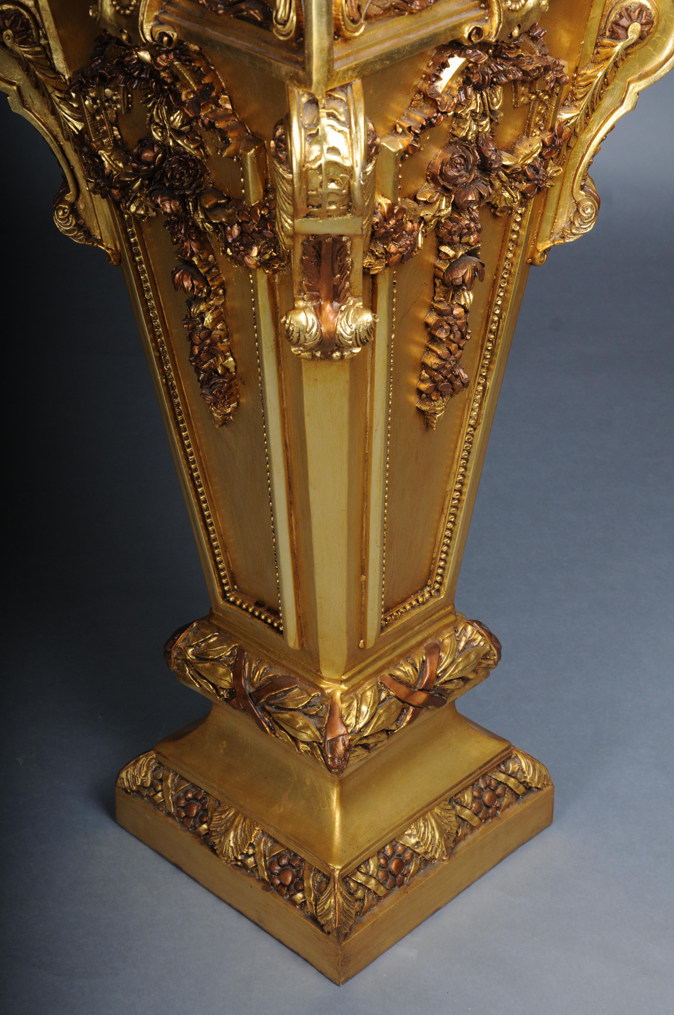 Pareja (2) de magníficas columnas/pedestales dorados, madera maciza, Siglo XX en venta 5