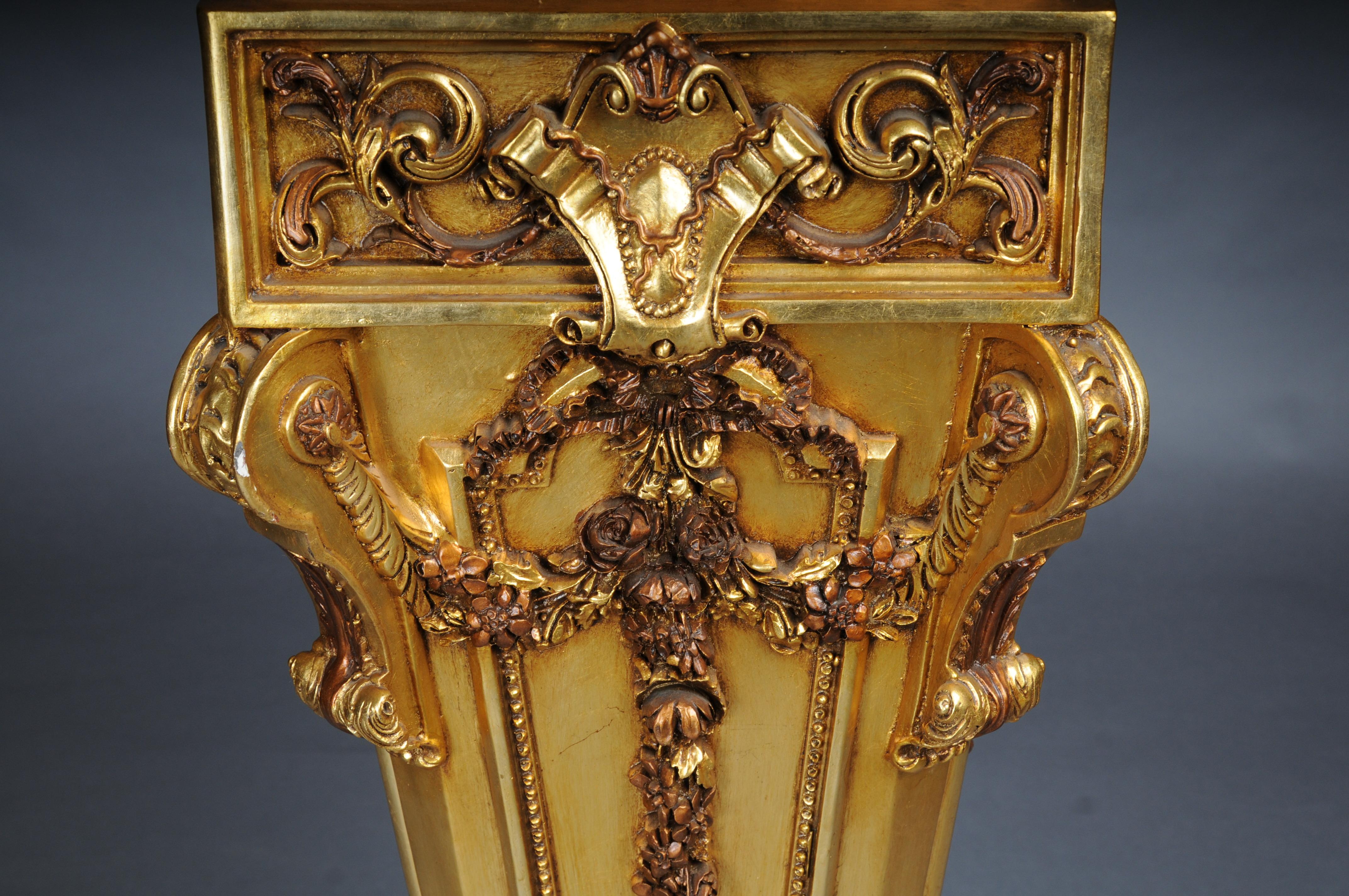 Pareja (2) de magníficas columnas/pedestales dorados, madera maciza, Siglo XX siglo XX en venta