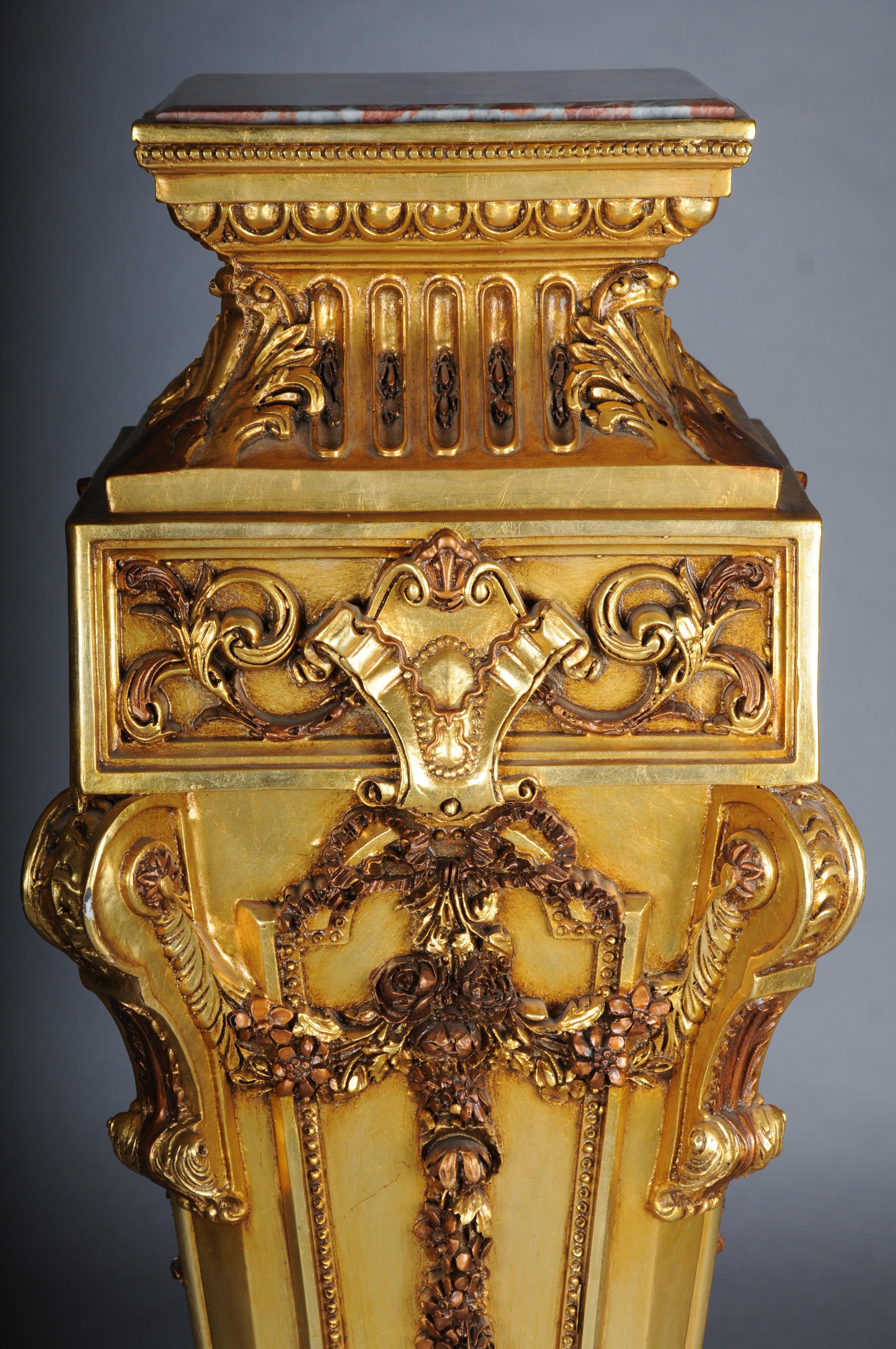 Pareja (2) de magníficas columnas/pedestales dorados, madera maciza, Siglo XX en venta 1