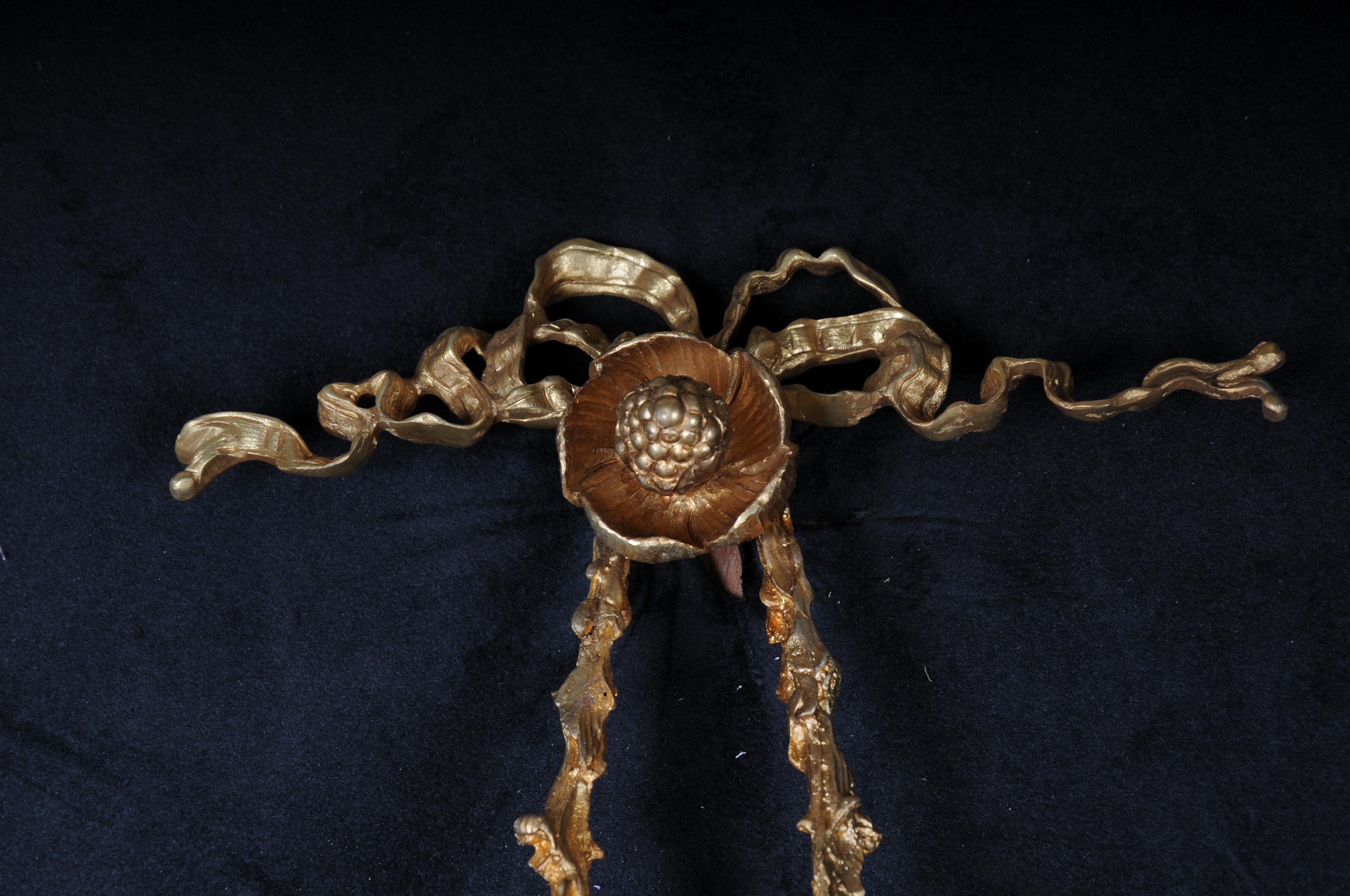 Paire (2) d'appliques françaises uniques, bronze doré, Paris, 20e siècle en vente 12