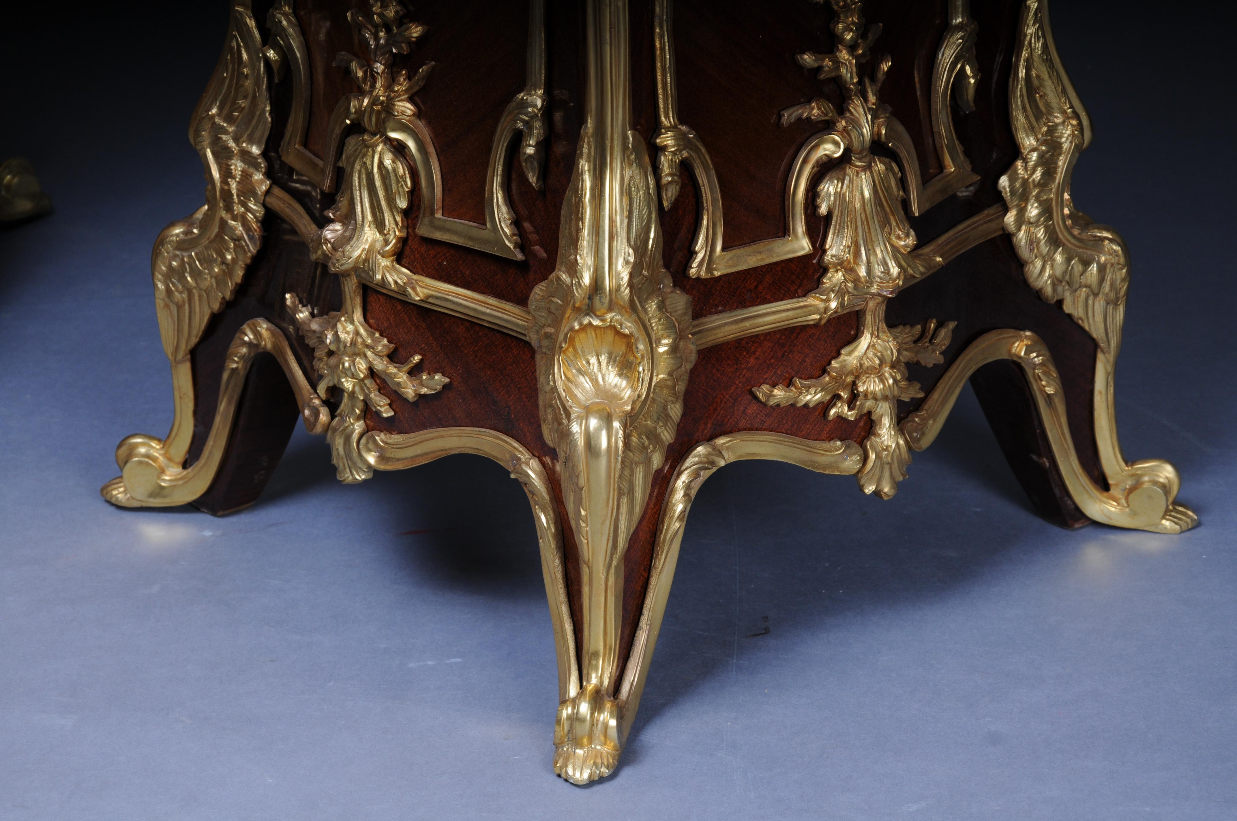 20th Century Pair (2) royal pedestals/columns, 20th century, gilded For Sale