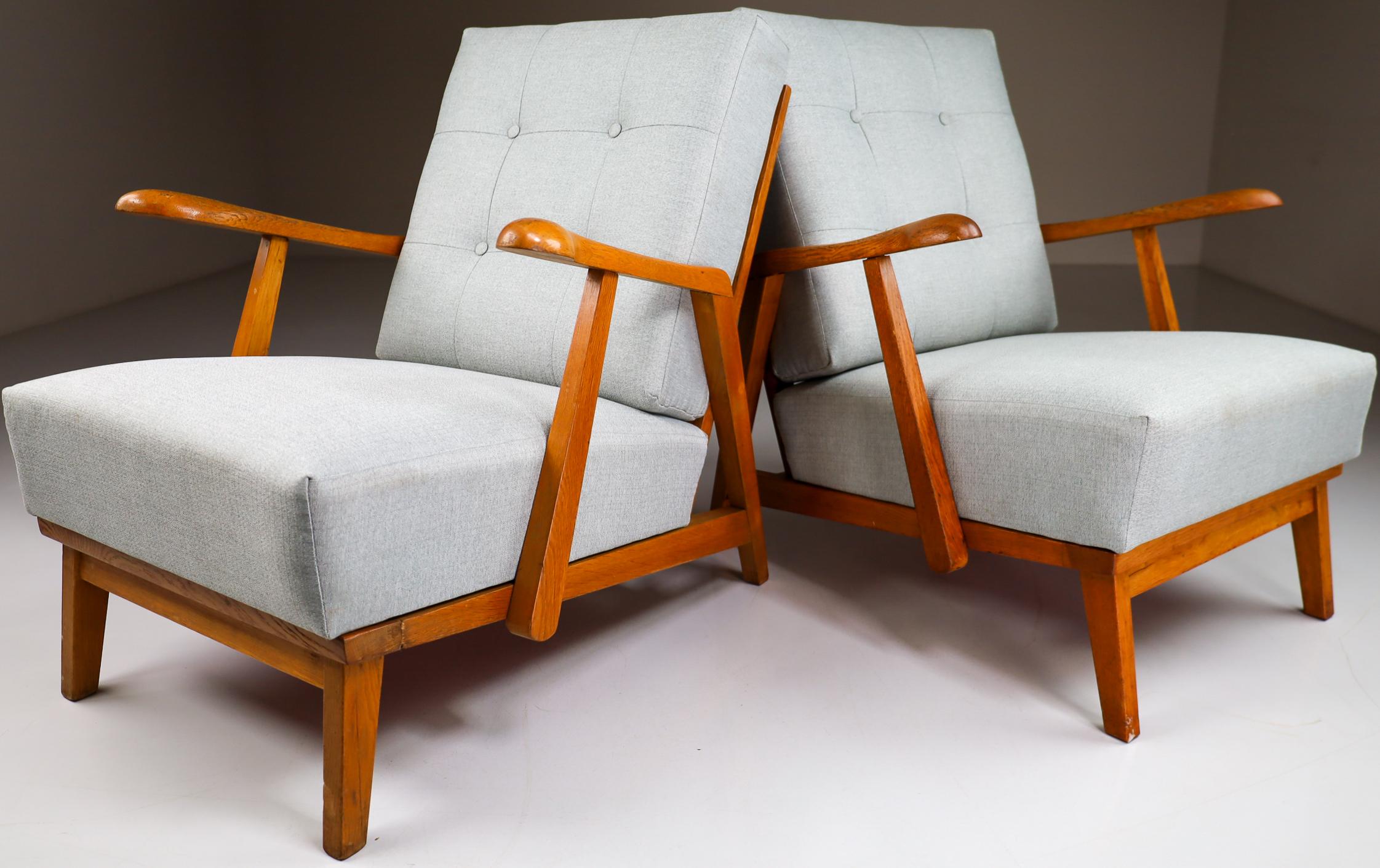 Pair/2 Sculptural Armchairs in Oak and Reupholstered Fabric, France, 1950s 1