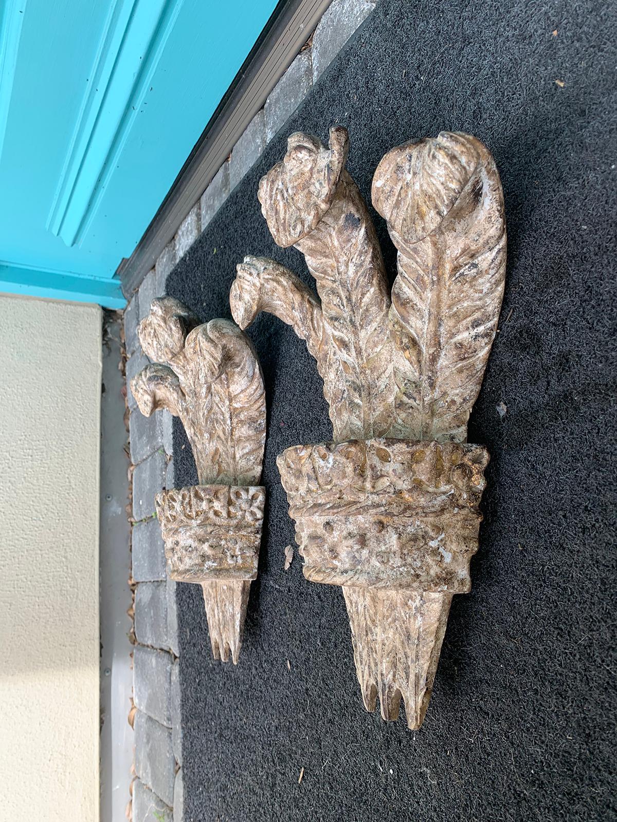 Pair of 20th Century Carved Wood Fleur de Lis Appliques 2