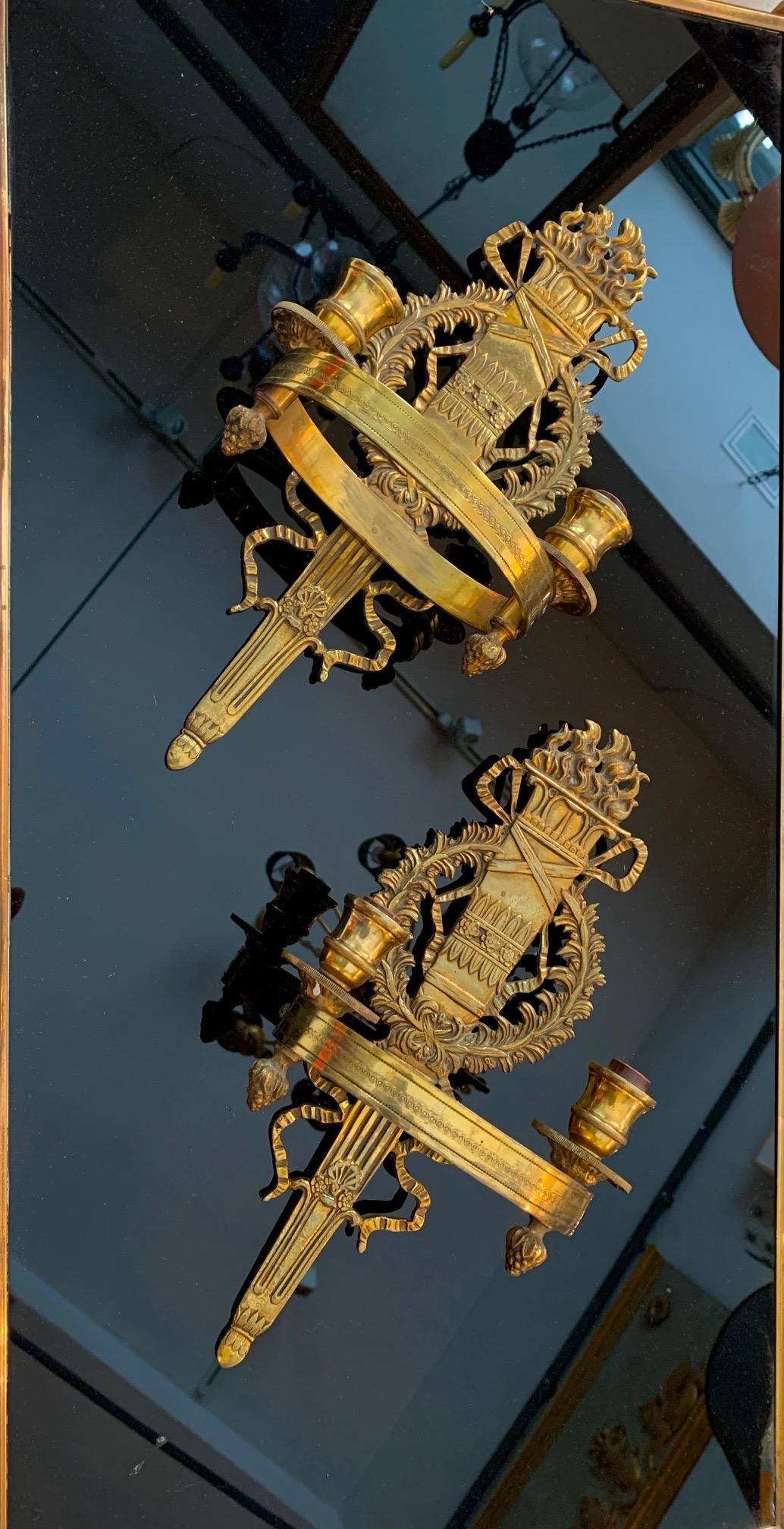 Paire d'Appliques Murales en Bronze de Style Empre Français du 20ème Siècle en vente 10