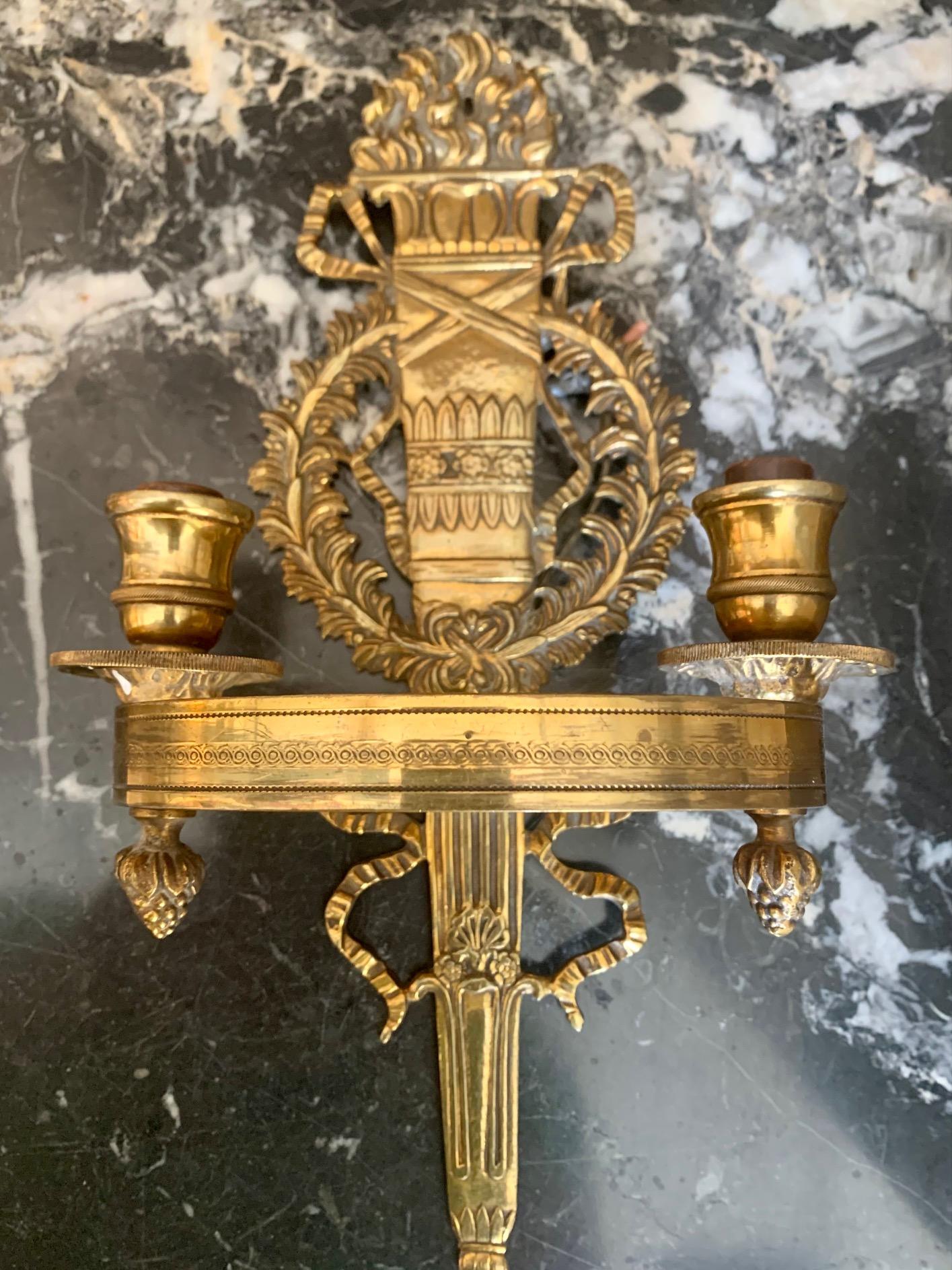Paire d'Appliques Murales en Bronze de Style Empre Français du 20ème Siècle en vente 11