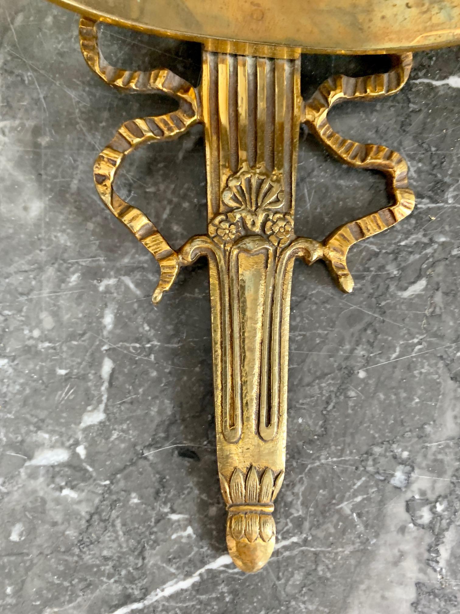 Paire d'Appliques Murales en Bronze de Style Empre Français du 20ème Siècle en vente 1