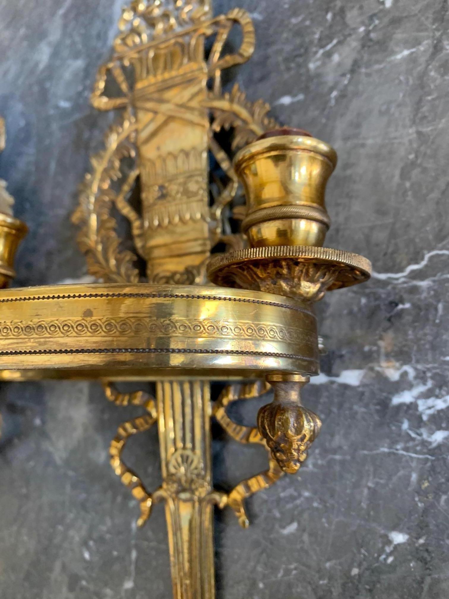 Paire d'Appliques Murales en Bronze de Style Empre Français du 20ème Siècle en vente 4