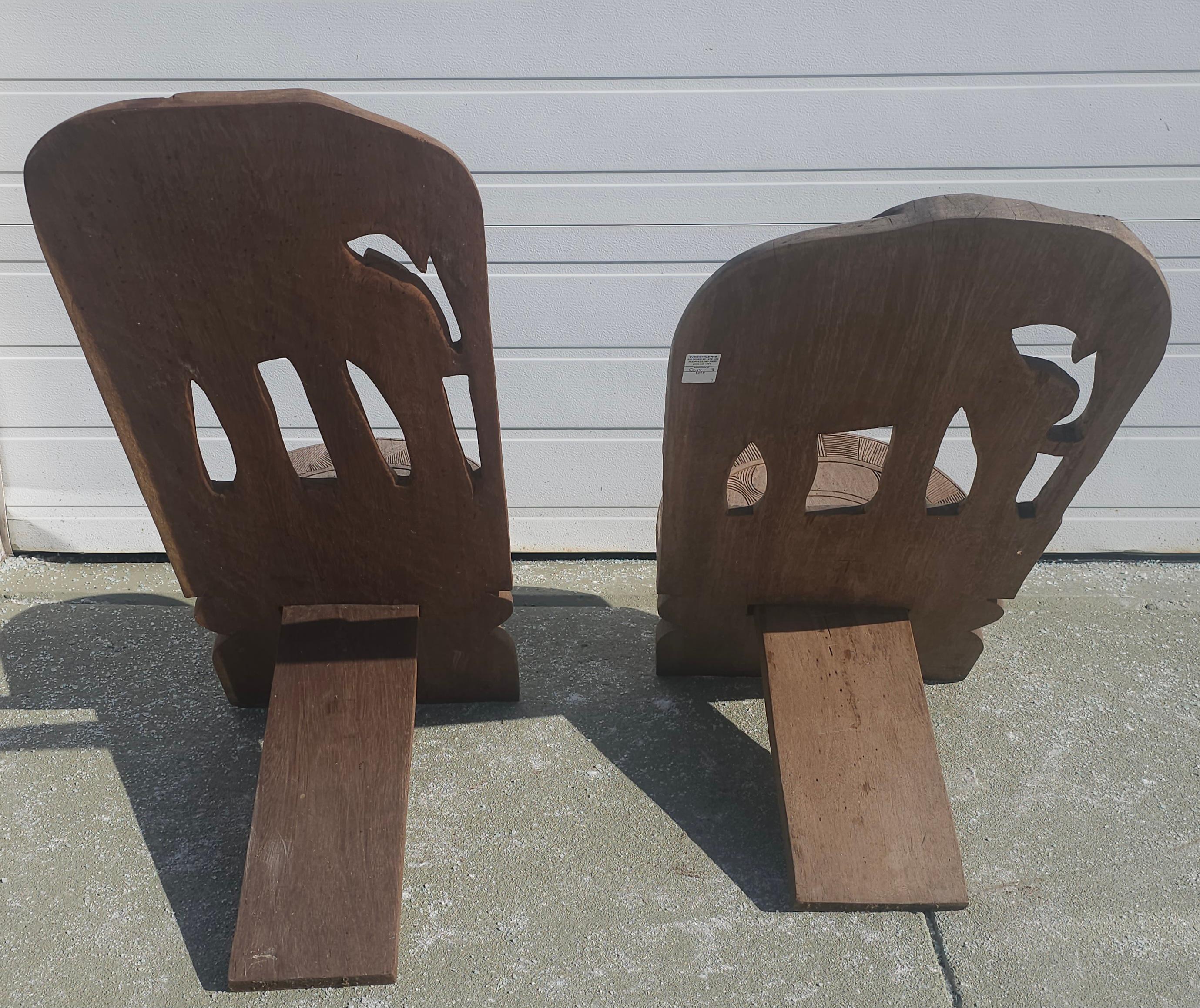 Paire de chaises longues en forme d'éléphant primitif du 20e siècle, fabriquées à la main en vente 3