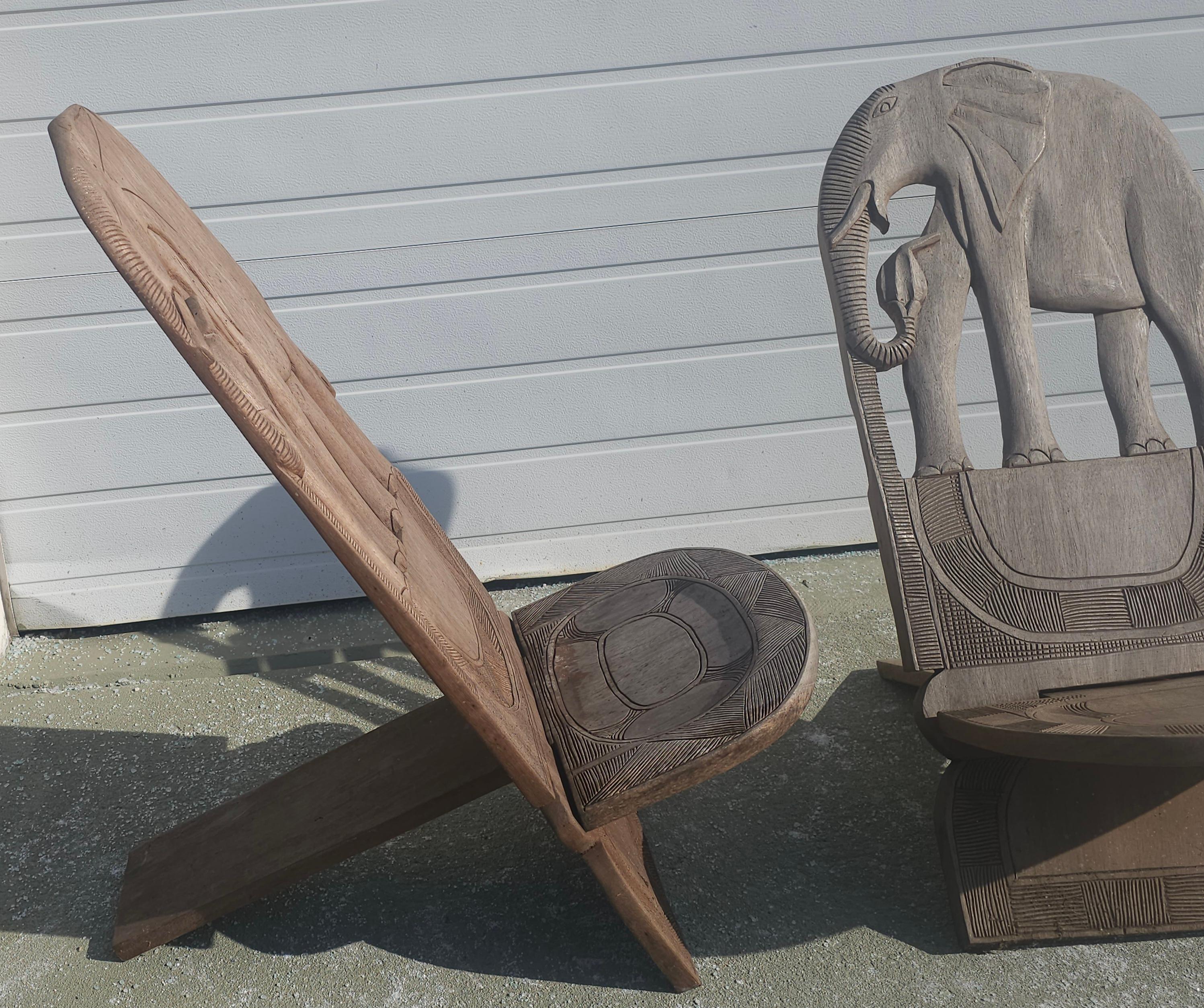 Paire de chaises longues en forme d'éléphant primitif du 20e siècle, fabriquées à la main en vente 1