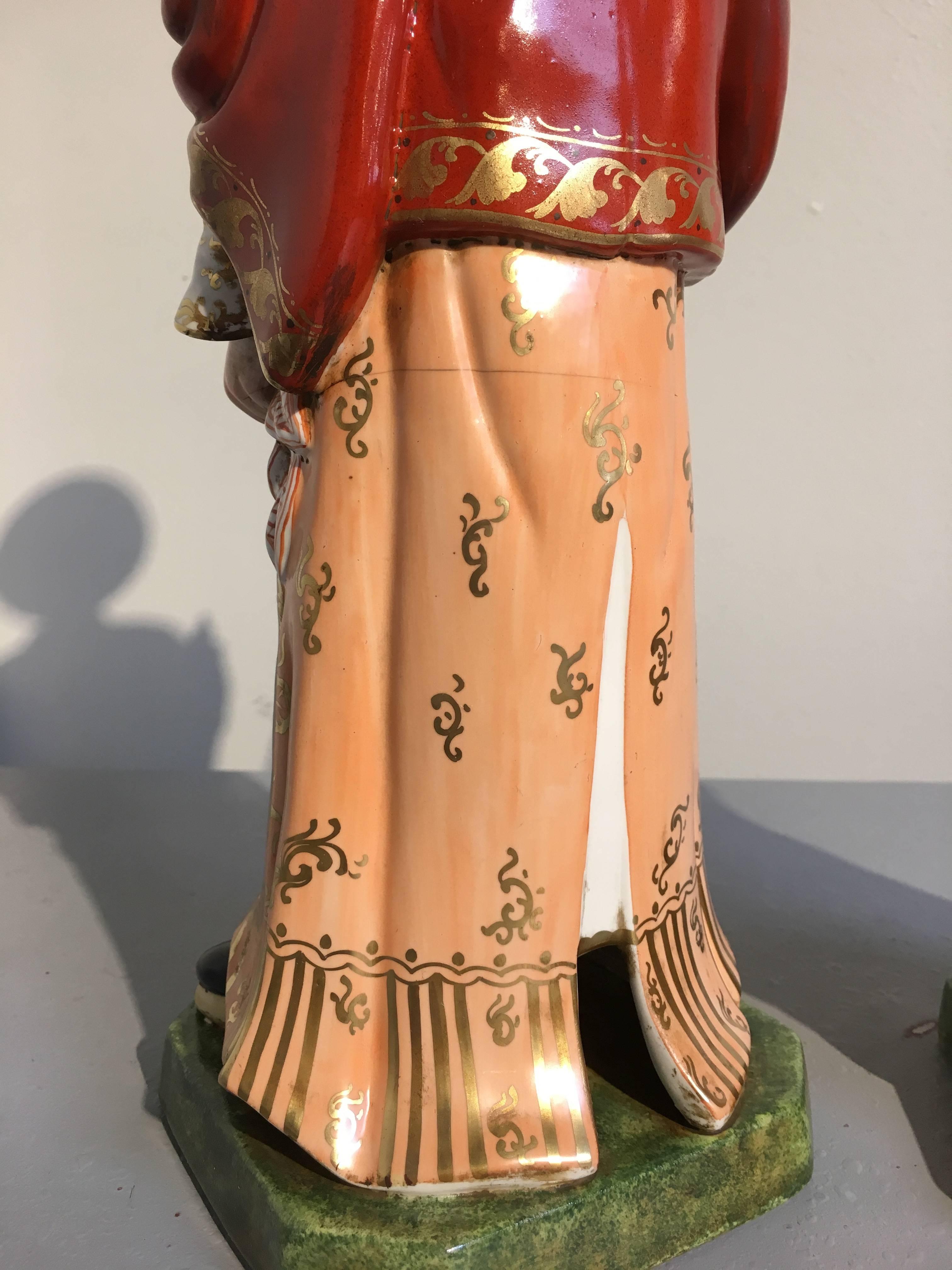 Paire de figurines à tête tombante en porcelaine de style chinoiserie italienne, milieu du XXe siècle, Italie en vente 1