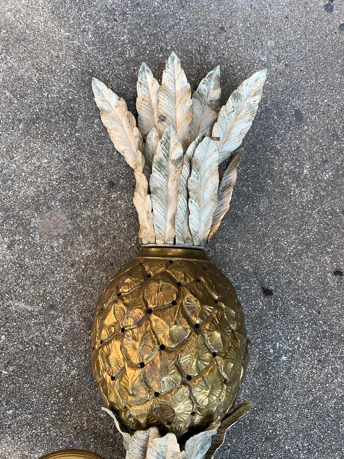 Pair of 20th Century Gilt Bronze and Painted Tole Four-Arm Pineapple Sconces For Sale 6
