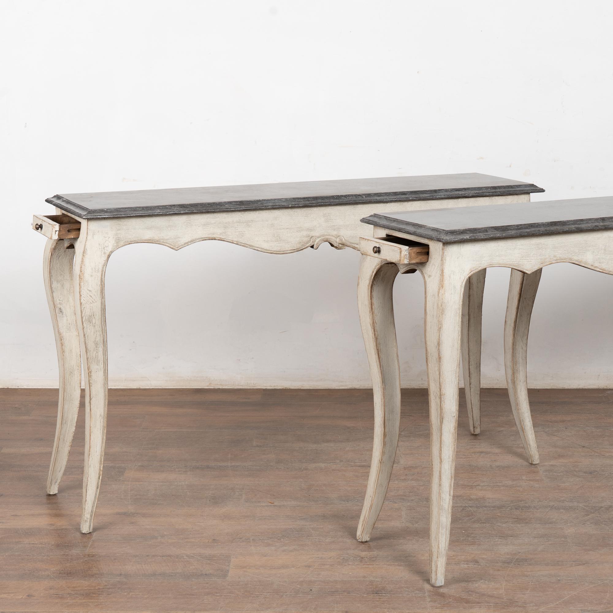 Pair, 20th Century Narrow White Swedish Marble-Top Console Tables For Sale 7