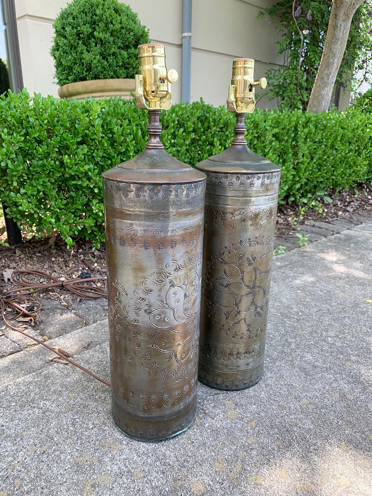 Pair of 20th Century Punched Tin Cylinder Lamps In Good Condition In Atlanta, GA