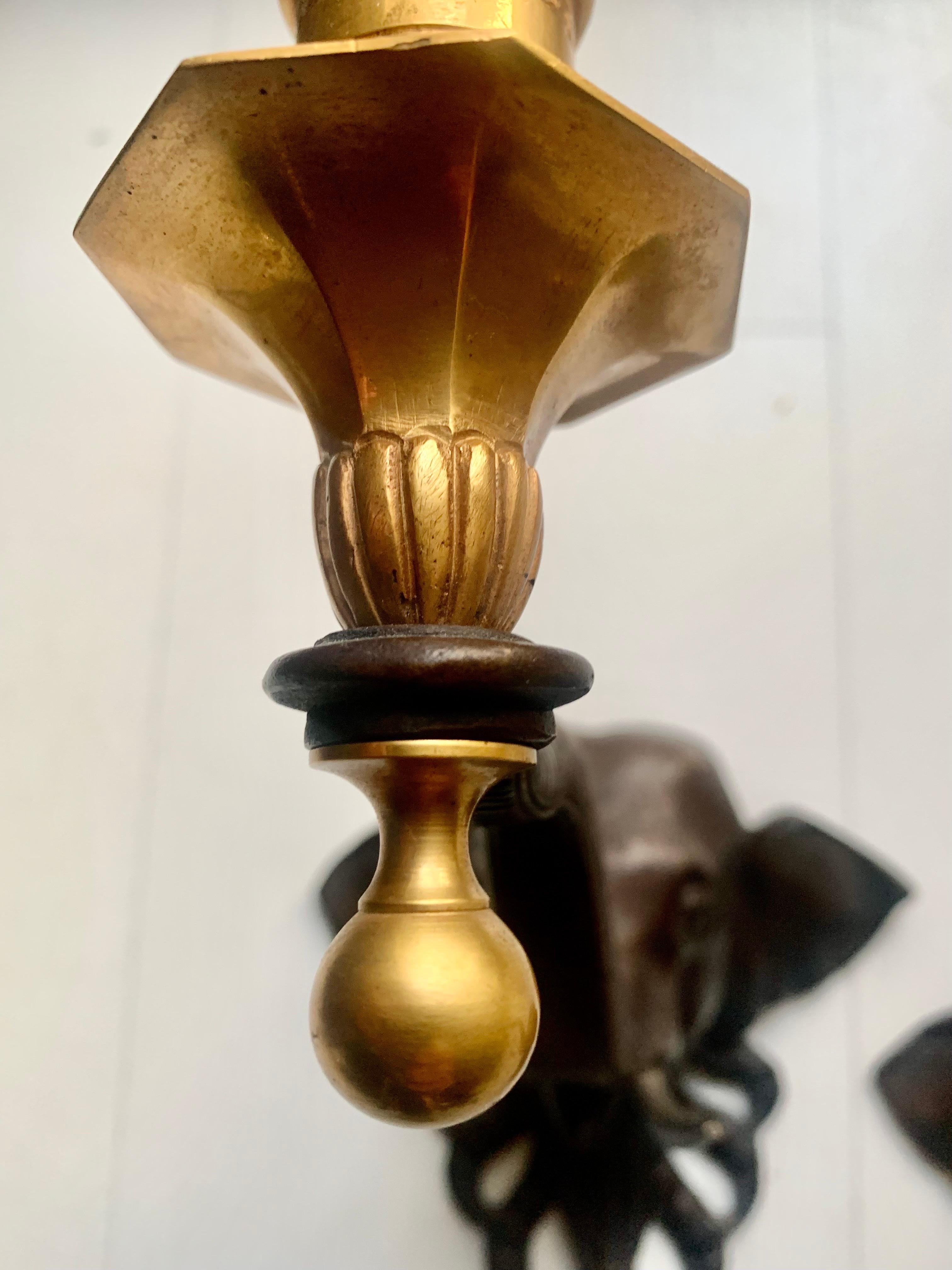Paar 20. Jahrhundert Regency-Stil  Bronze und Ormolu  Kerzenständer Sconces im Angebot 9
