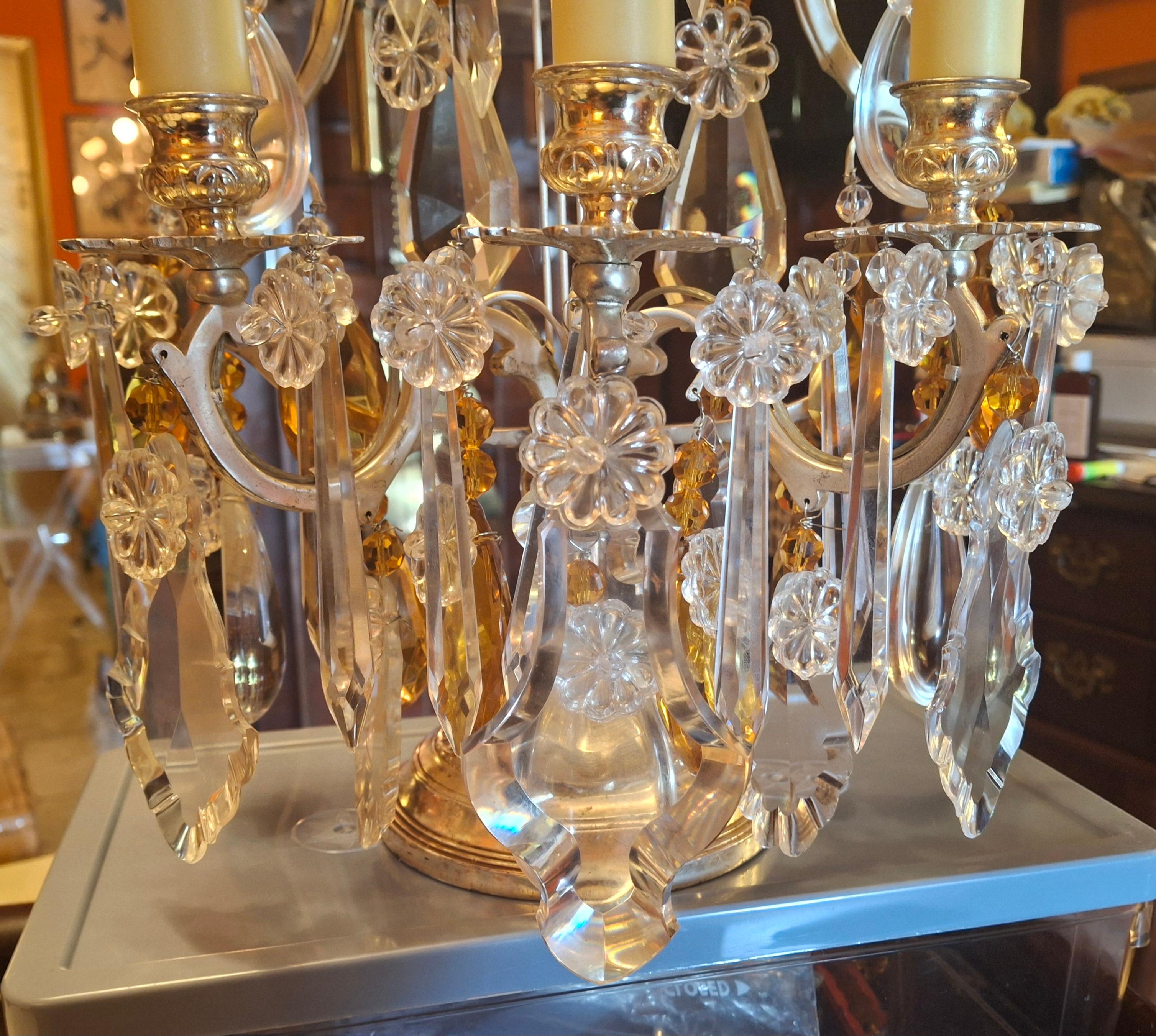Pärchen '40er Jahre Französisch Regency Bernstein & Clear Crystal Lyre zurück Girandolen / Tischlampen im Angebot 5