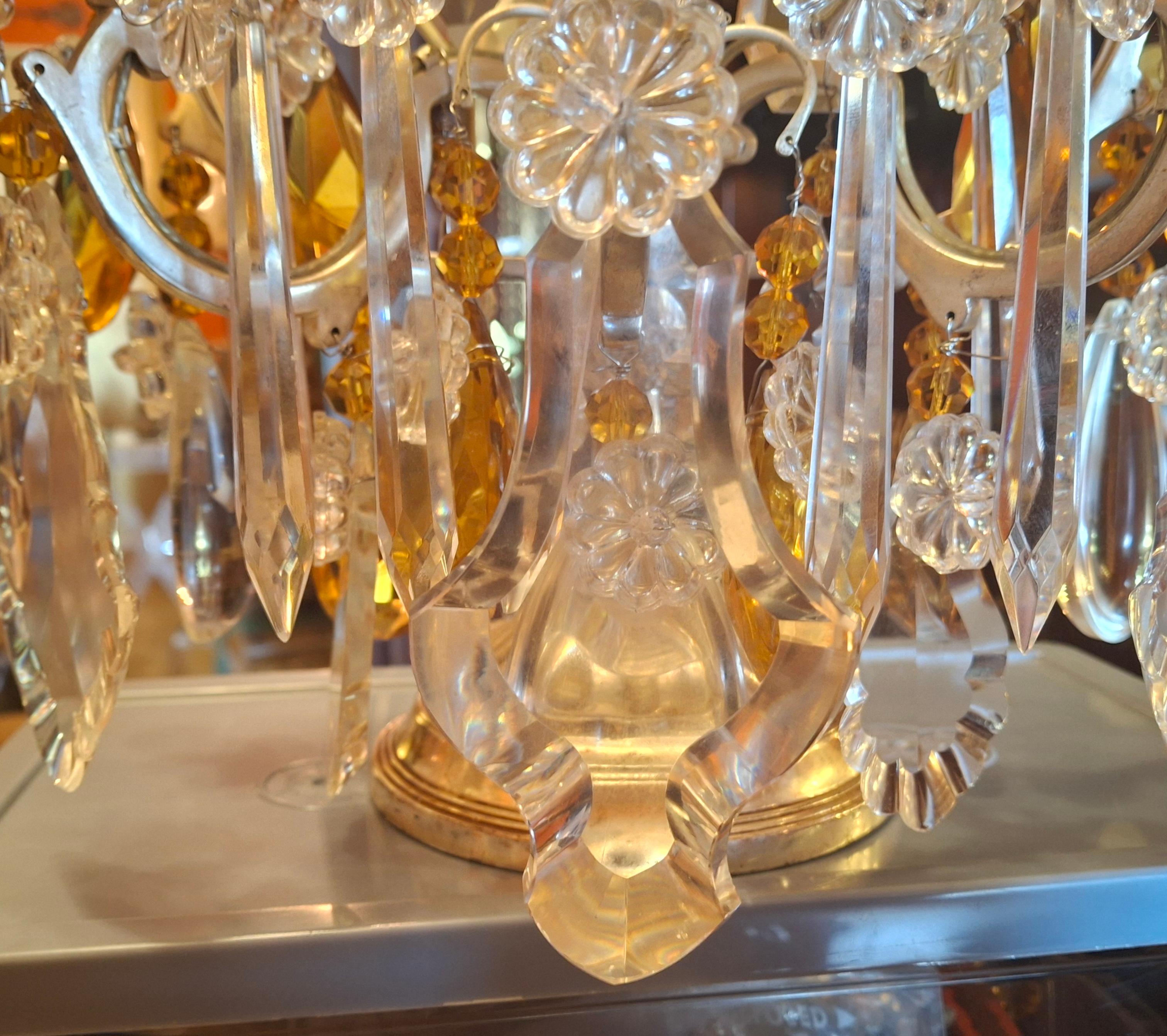 Pärchen '40er Jahre Französisch Regency Bernstein & Clear Crystal Lyre zurück Girandolen / Tischlampen im Angebot 15
