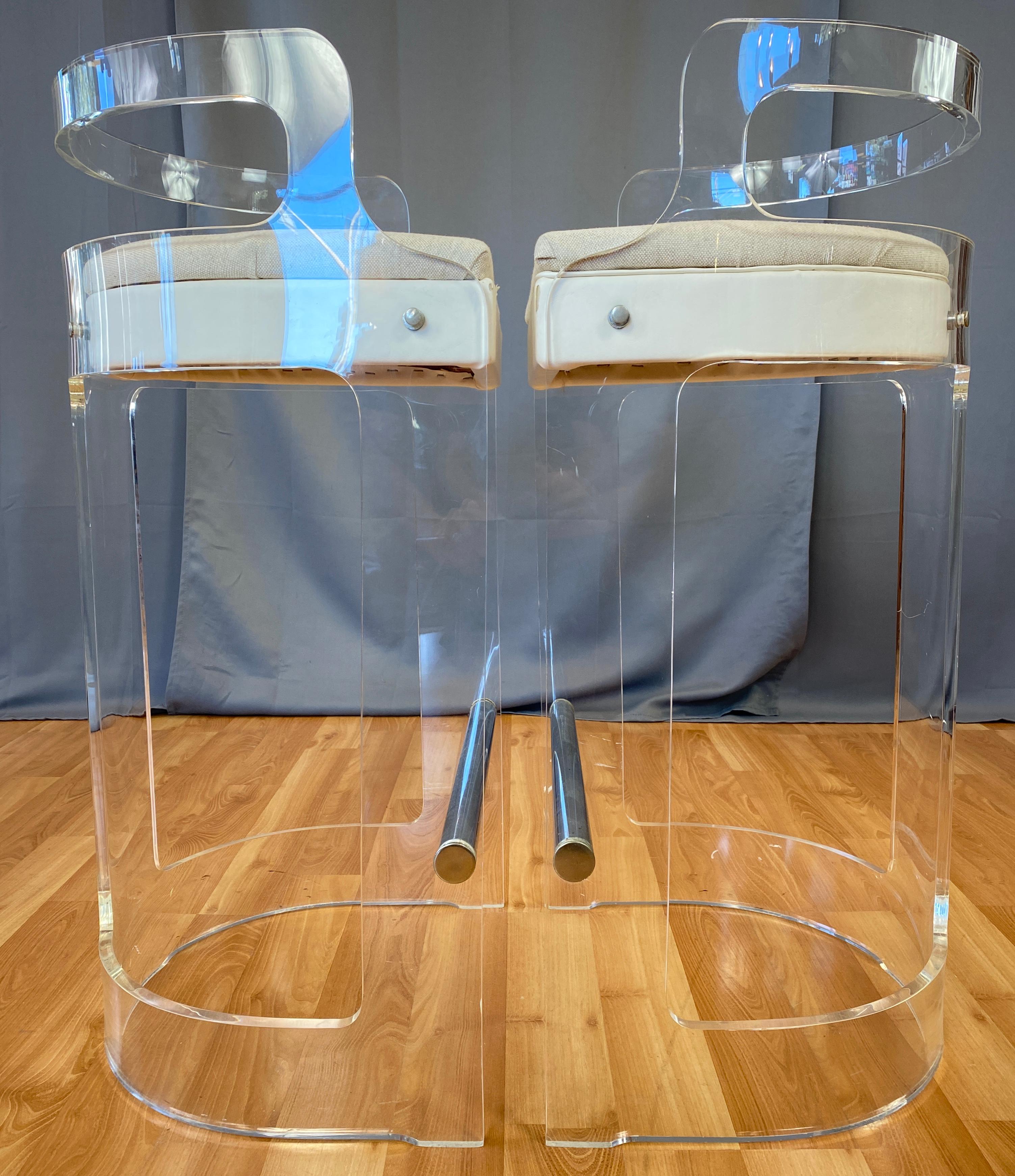 Pair of 1970s Modern Lucite Bar Stools by Hill Mfg 5