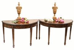 Paire de tables consoles Adams Table de hall en acajou ancien sculpté