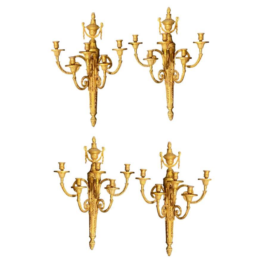 Paire de style Adams à cinq bras  Appliques Dore Bronze, décorées de glands muraux en vente